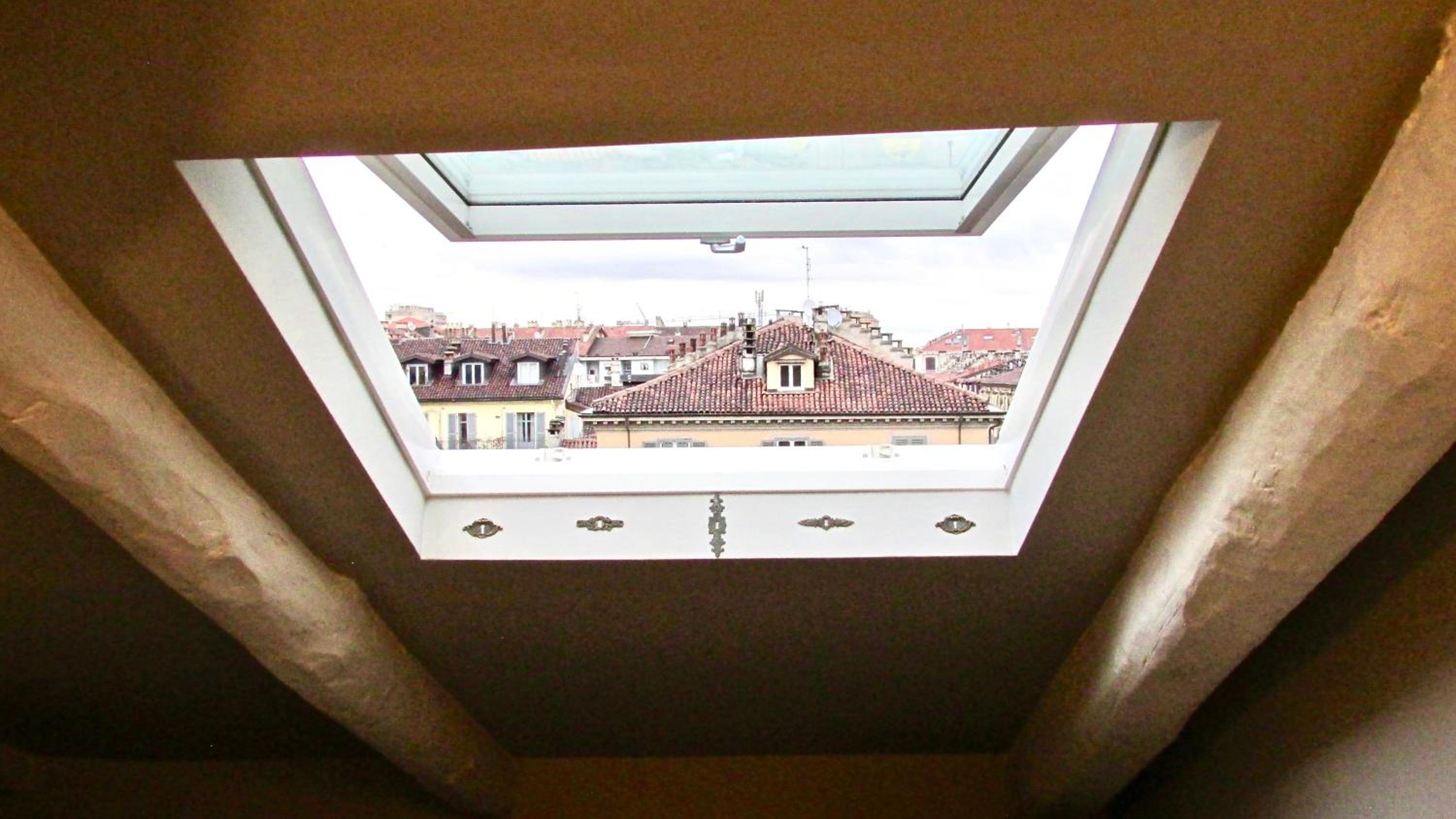 LA MIMI' view 2