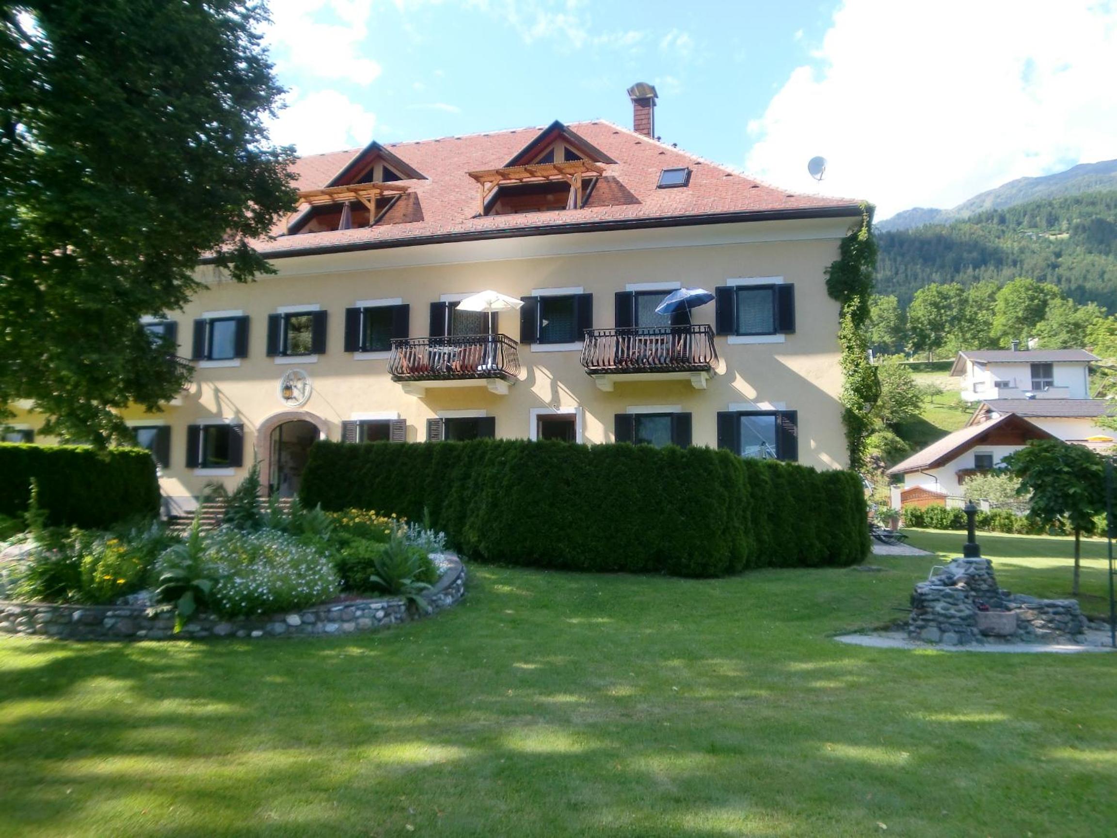 Garten- & Loggia-Appartement HERRENHAUS