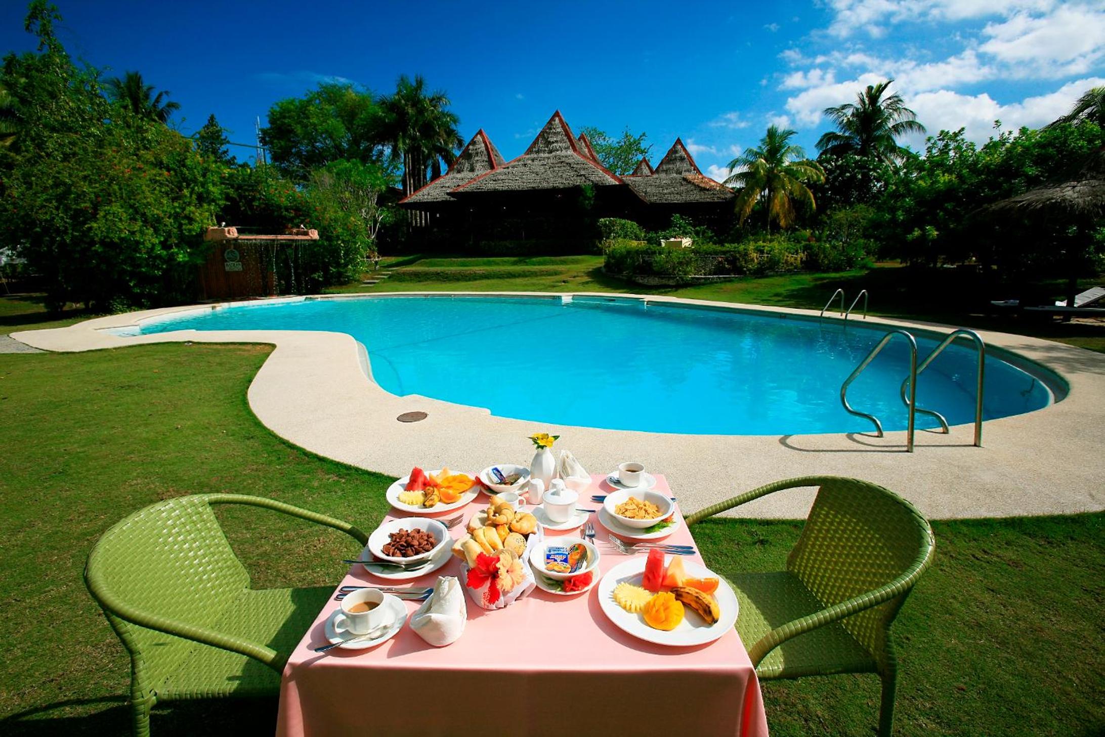 Badian Island Wellness Resort