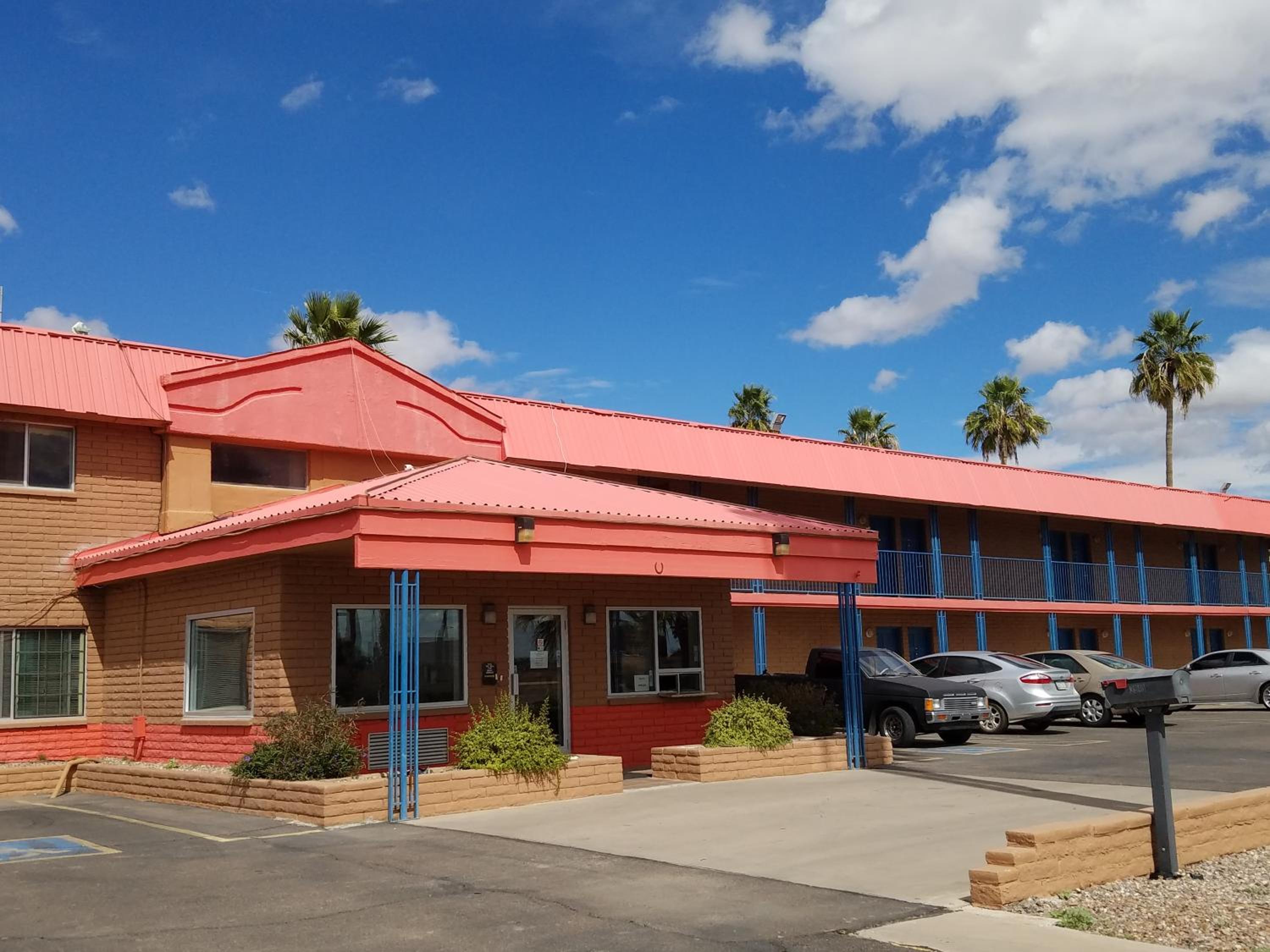 Casa Grande Vacations - Americas Best Value Inn-Eloy Casa Grande - Property Image 2
