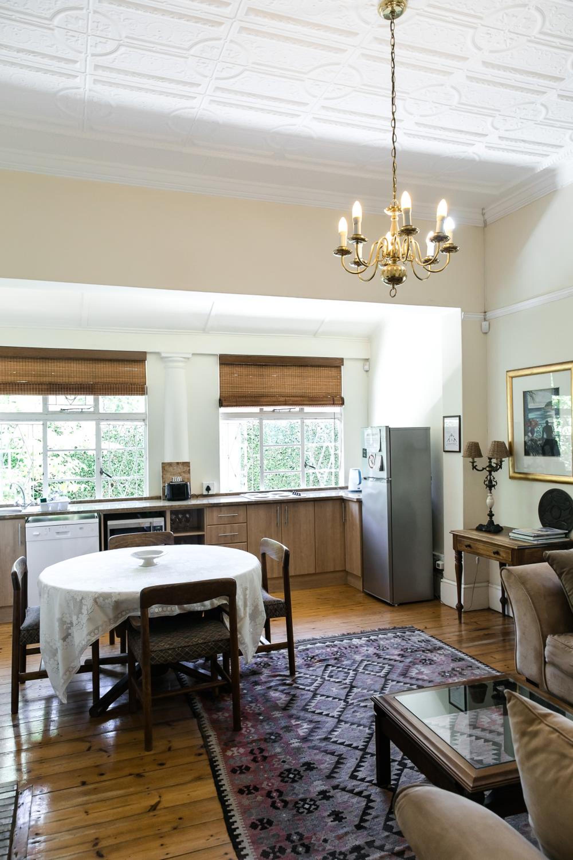 5 Camp Street Guesthouse & Self-catering