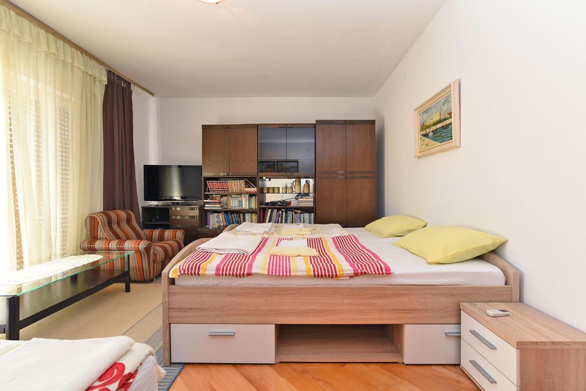 Apartments Josip 74 view 2