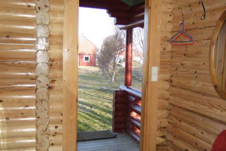 Photo 10
