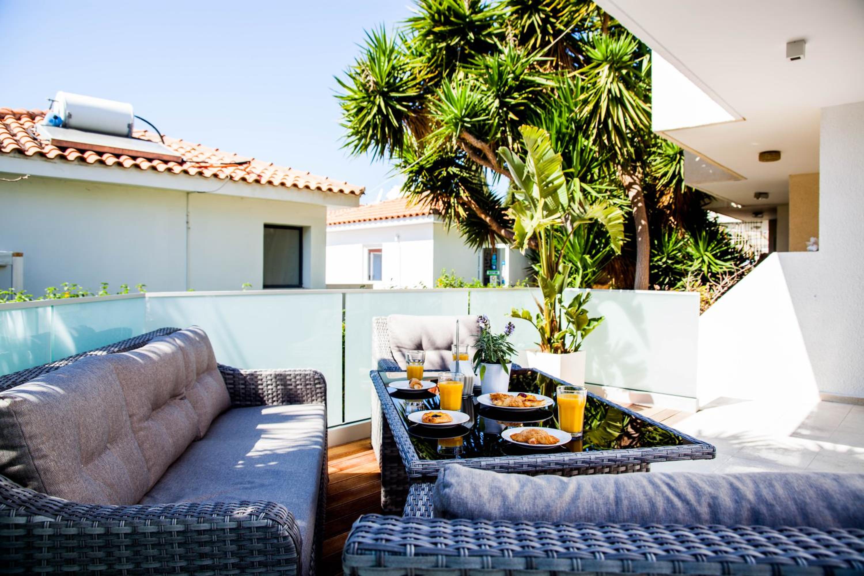 Julipapas Gardens