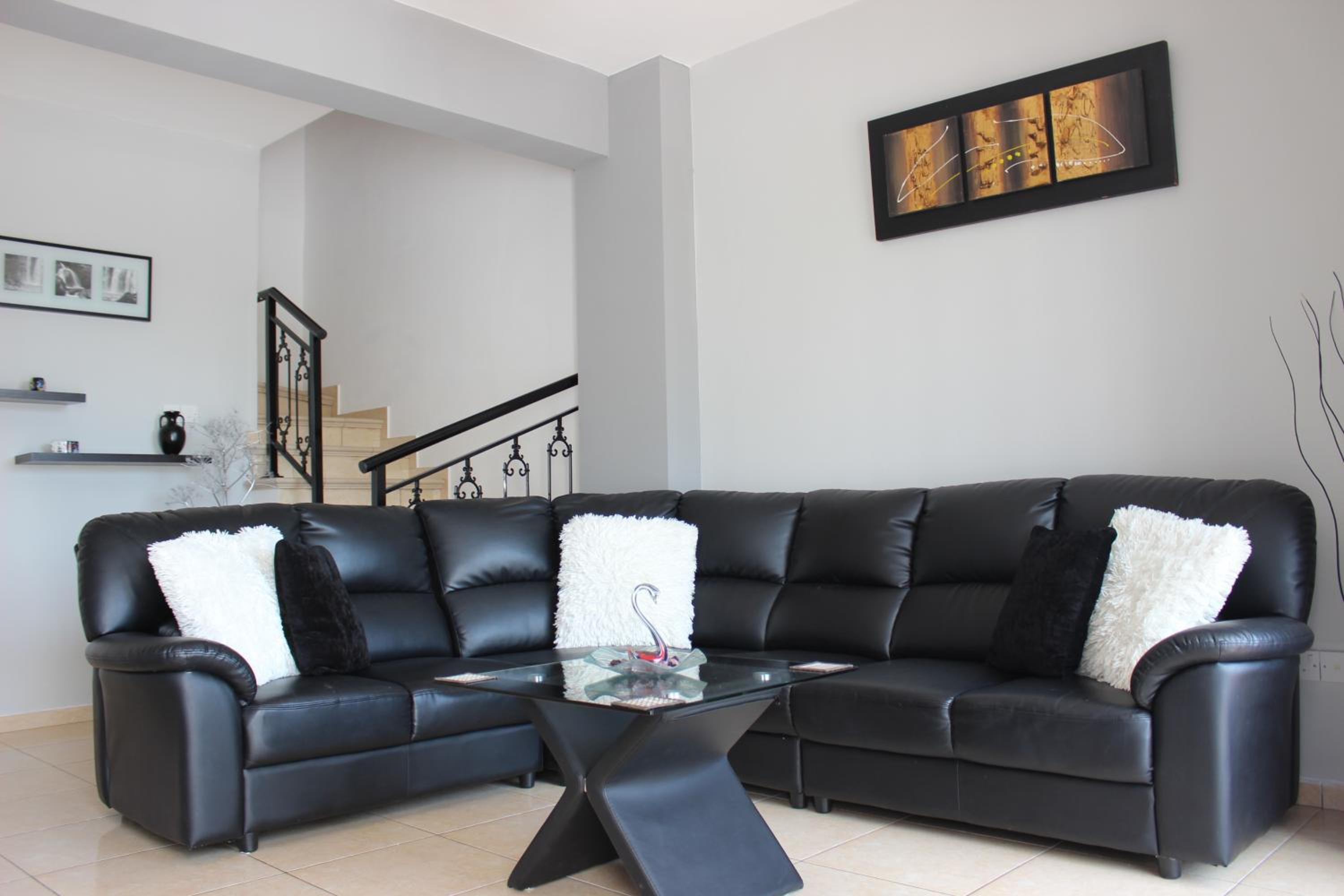 Diana Townhouse 2