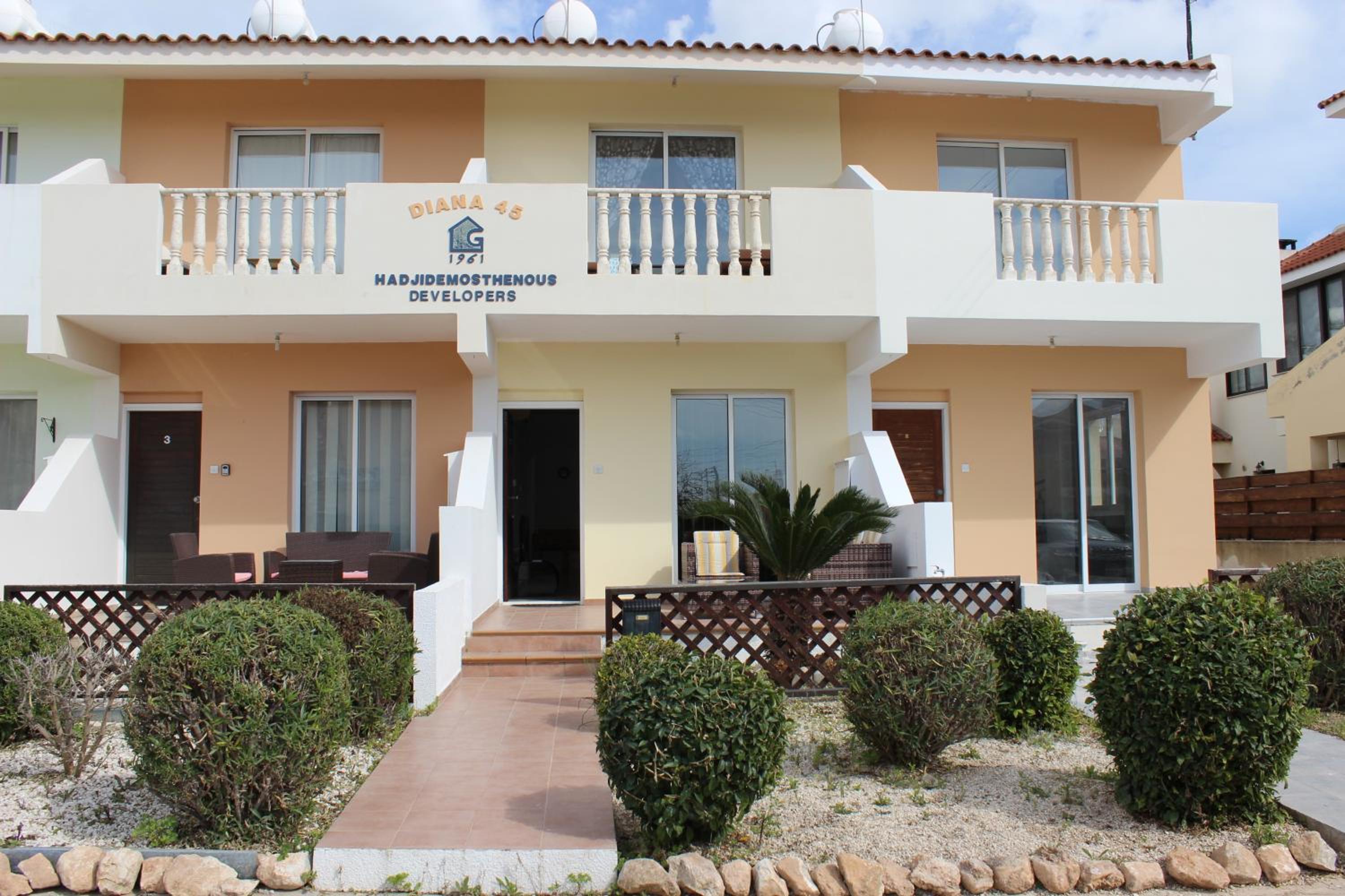 Diana Townhouse 2