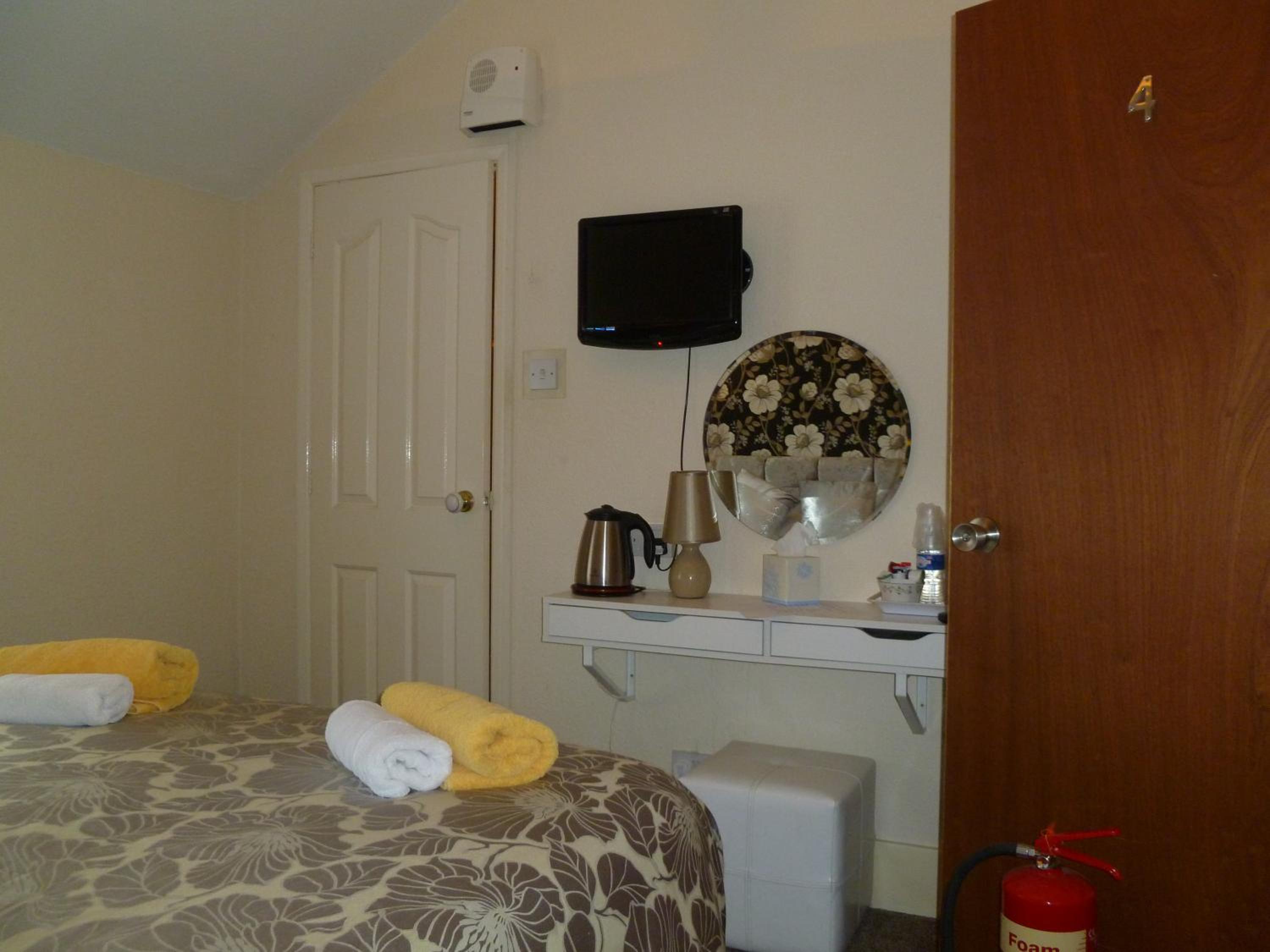 Gretna Green Vacations - Greenlaw Guest House - Property Image 6