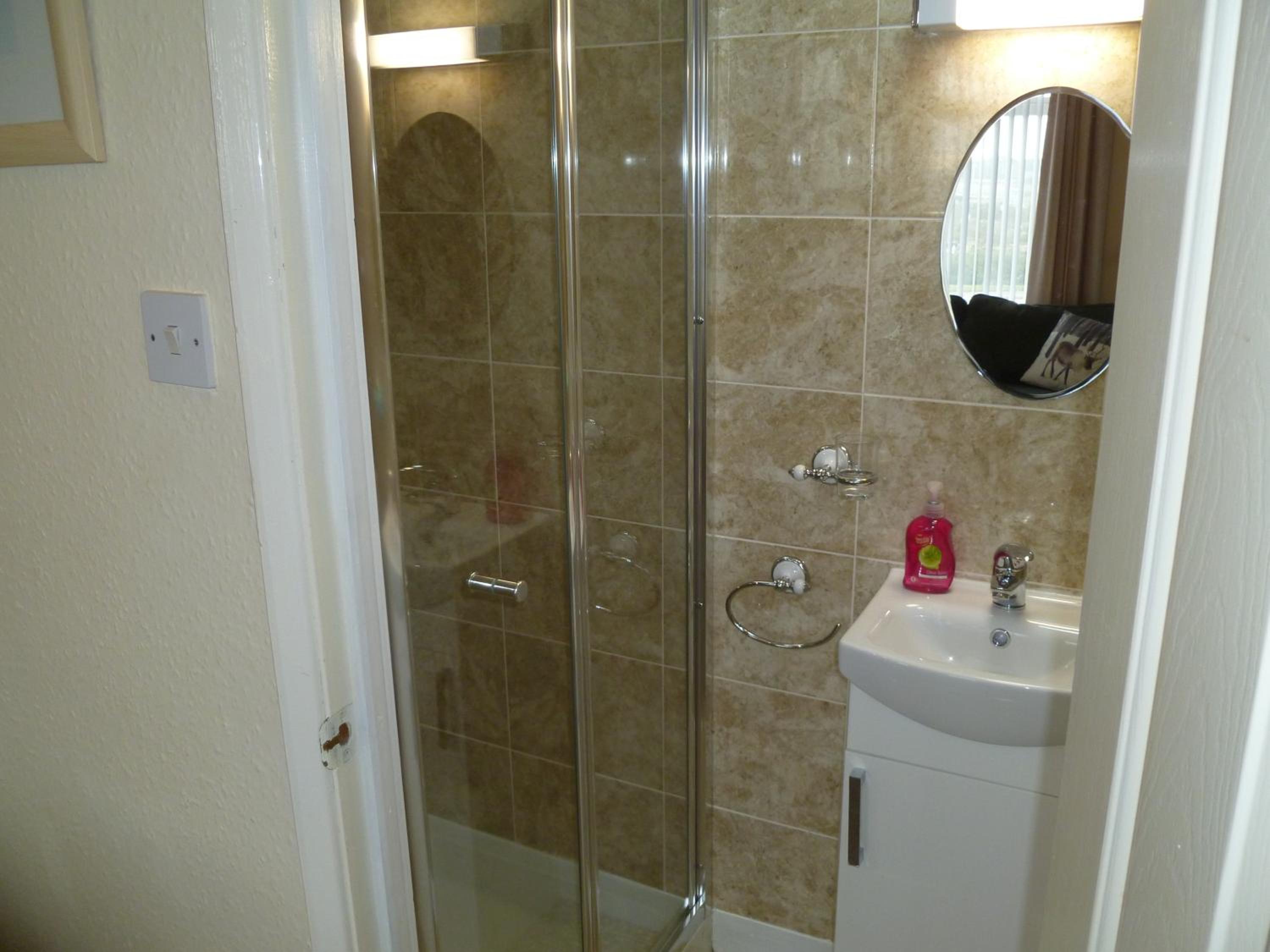 Gretna Green Vacations - Greenlaw Guest House - Property Image 8