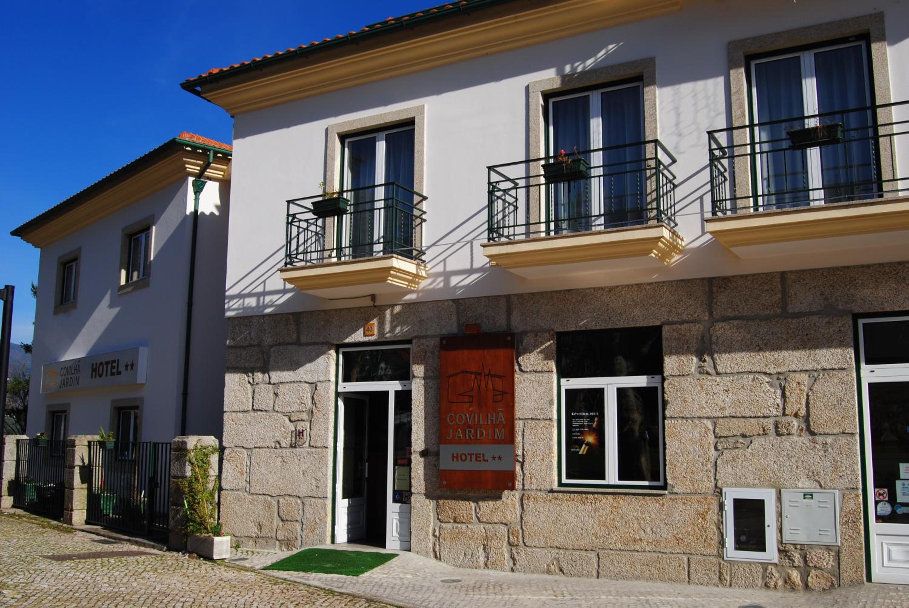 Hotel Covilhã Jardim - Image 1
