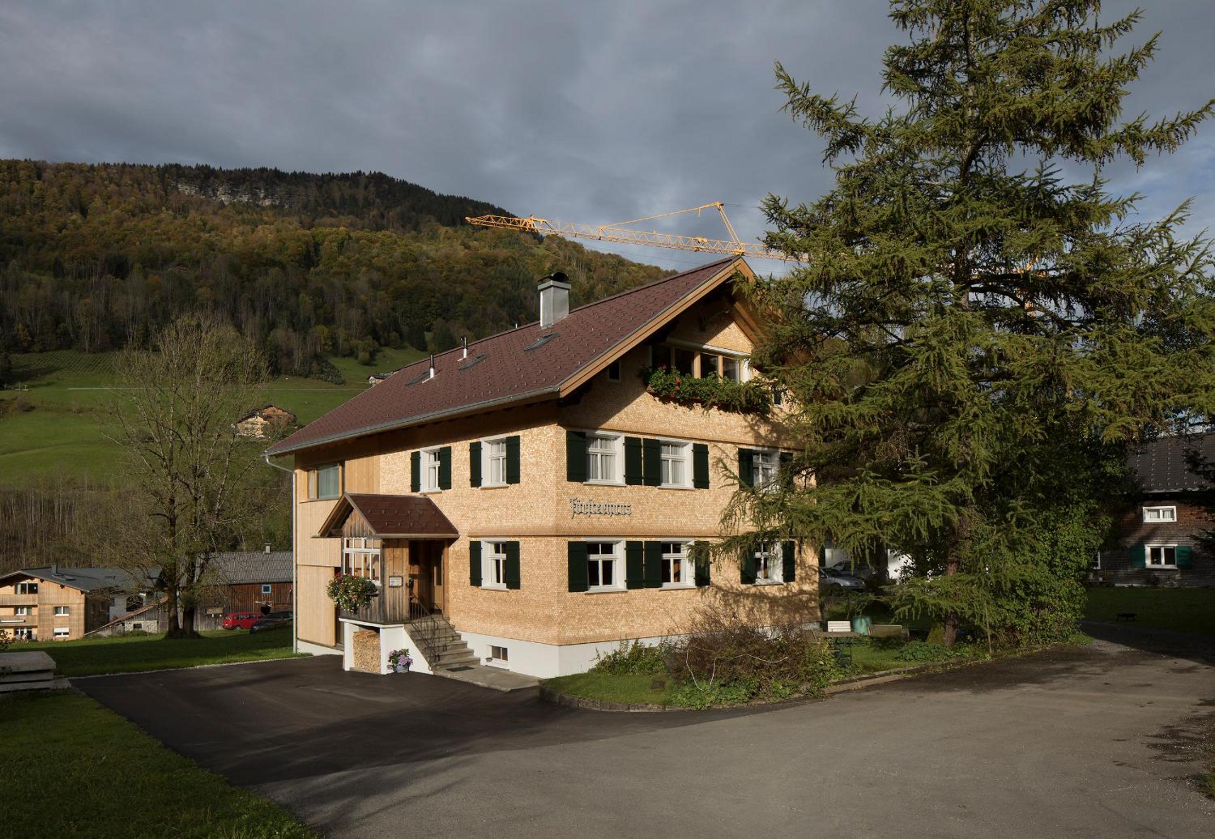Photo 25