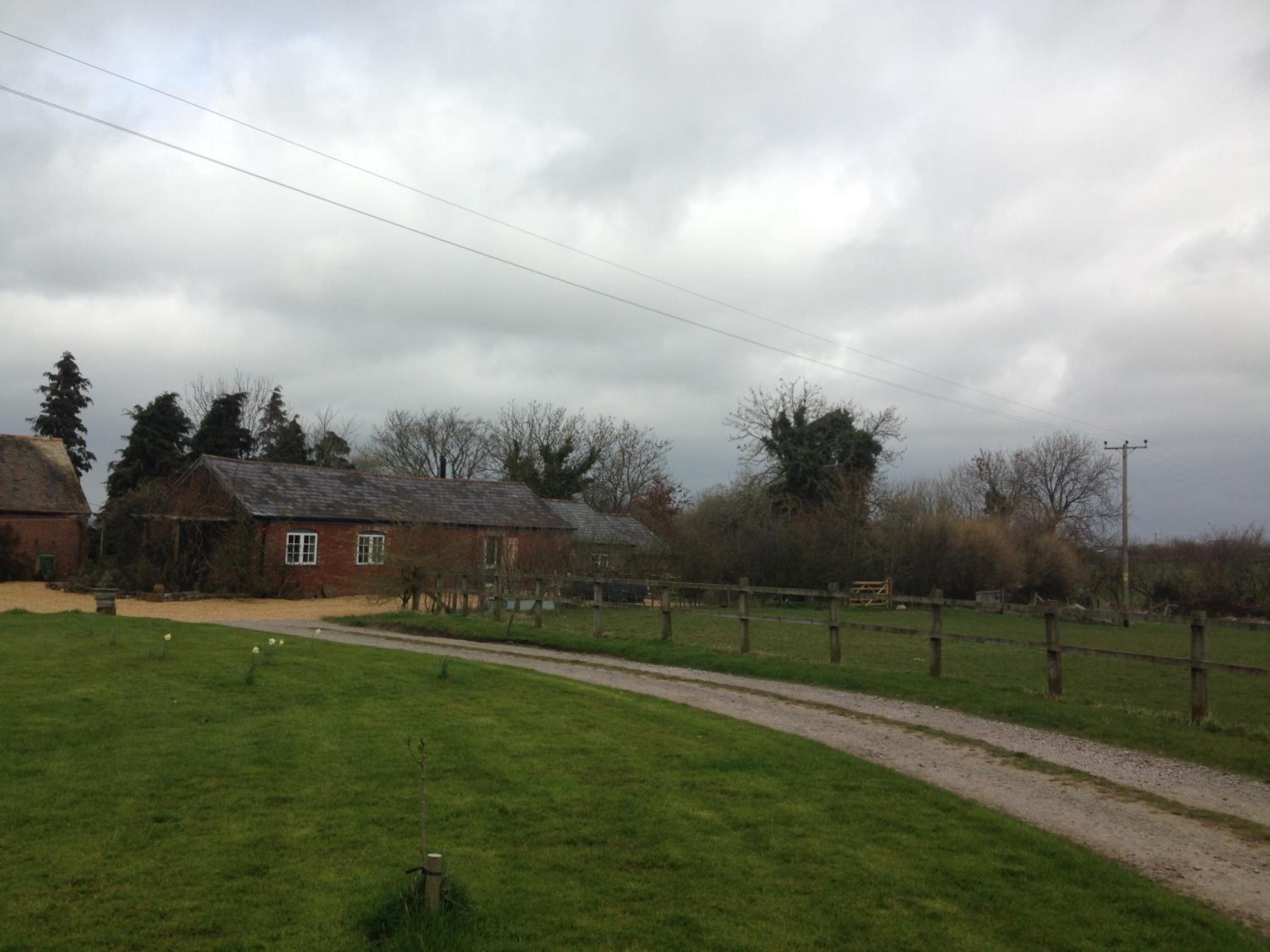 The Barn, Ridouts Farm view 3