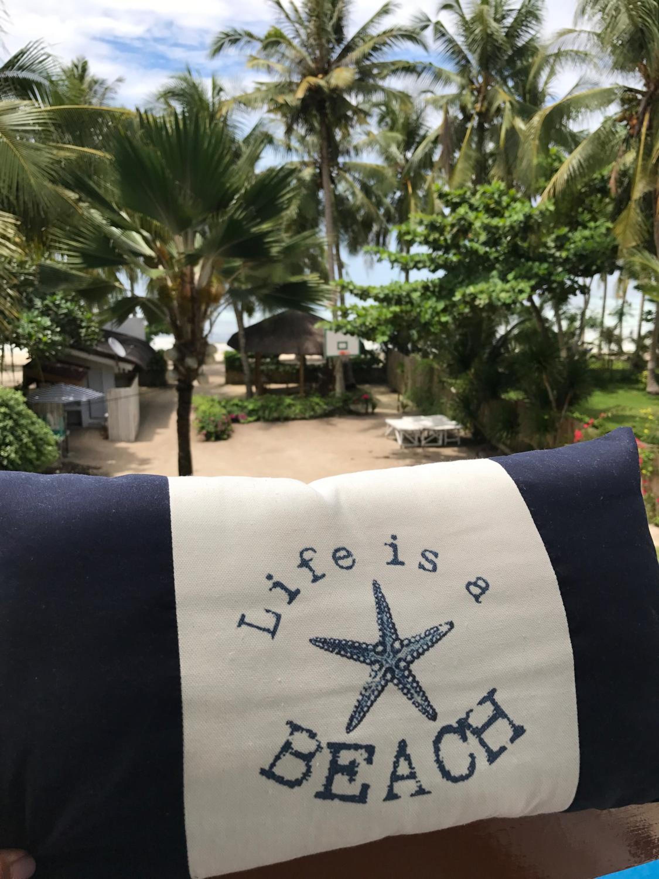 The Whitehouse by the Sea