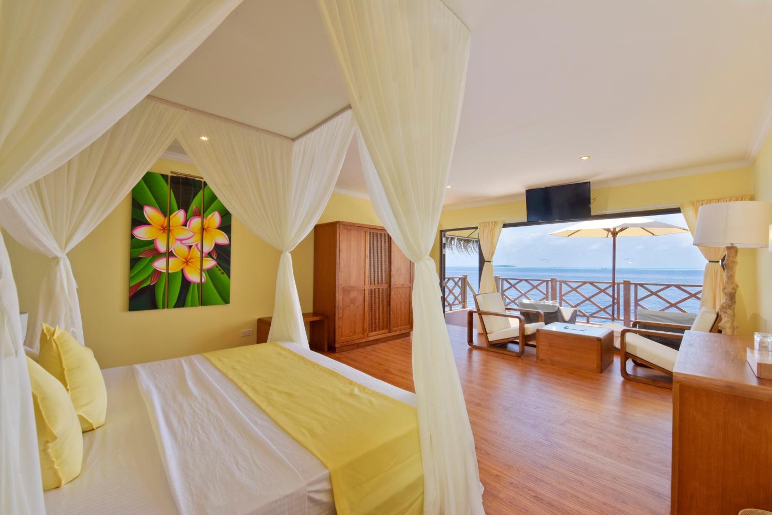 Dreamland Maldives Resort