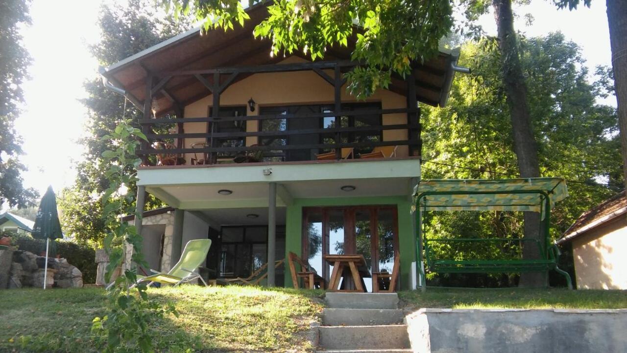 Holiday Home Green House II view 2