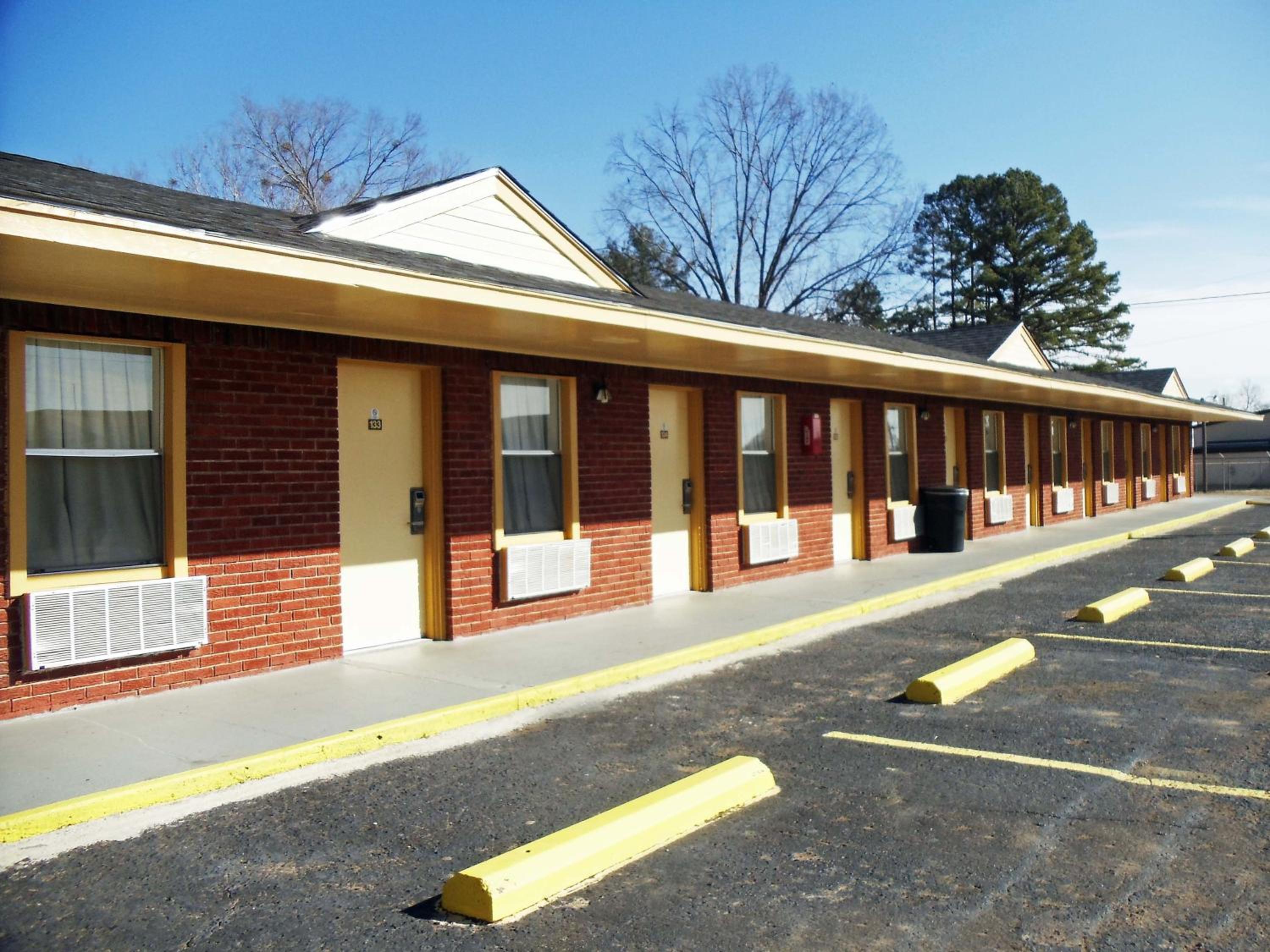 Antlers Budget Inn
