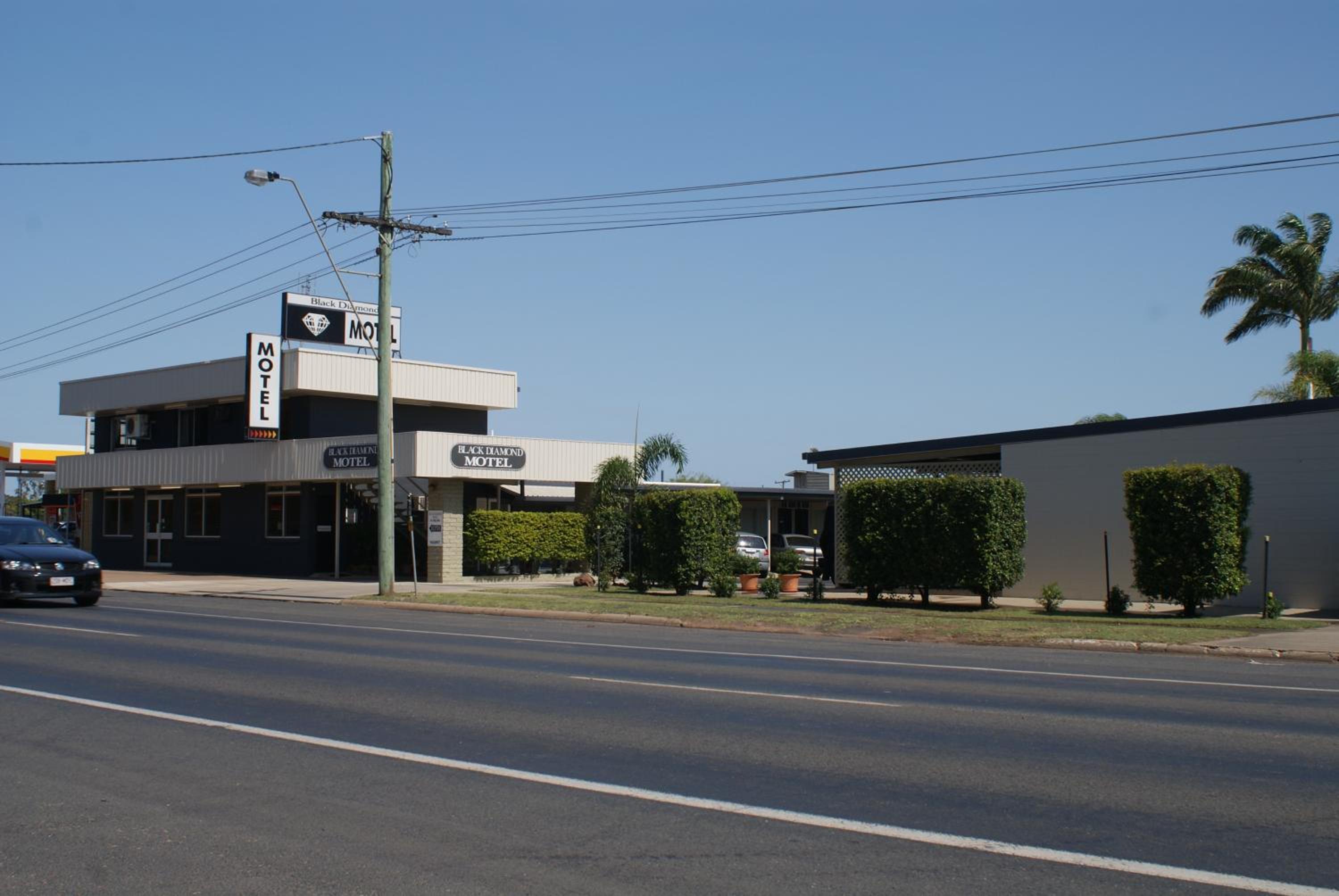 Black Diamond Motel