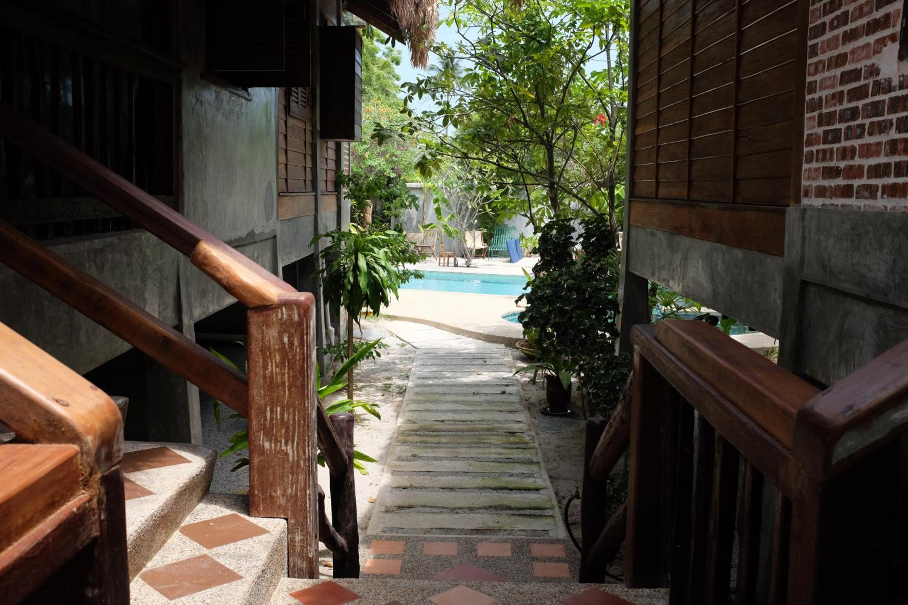 Panji Panji Tropical Wooden Home