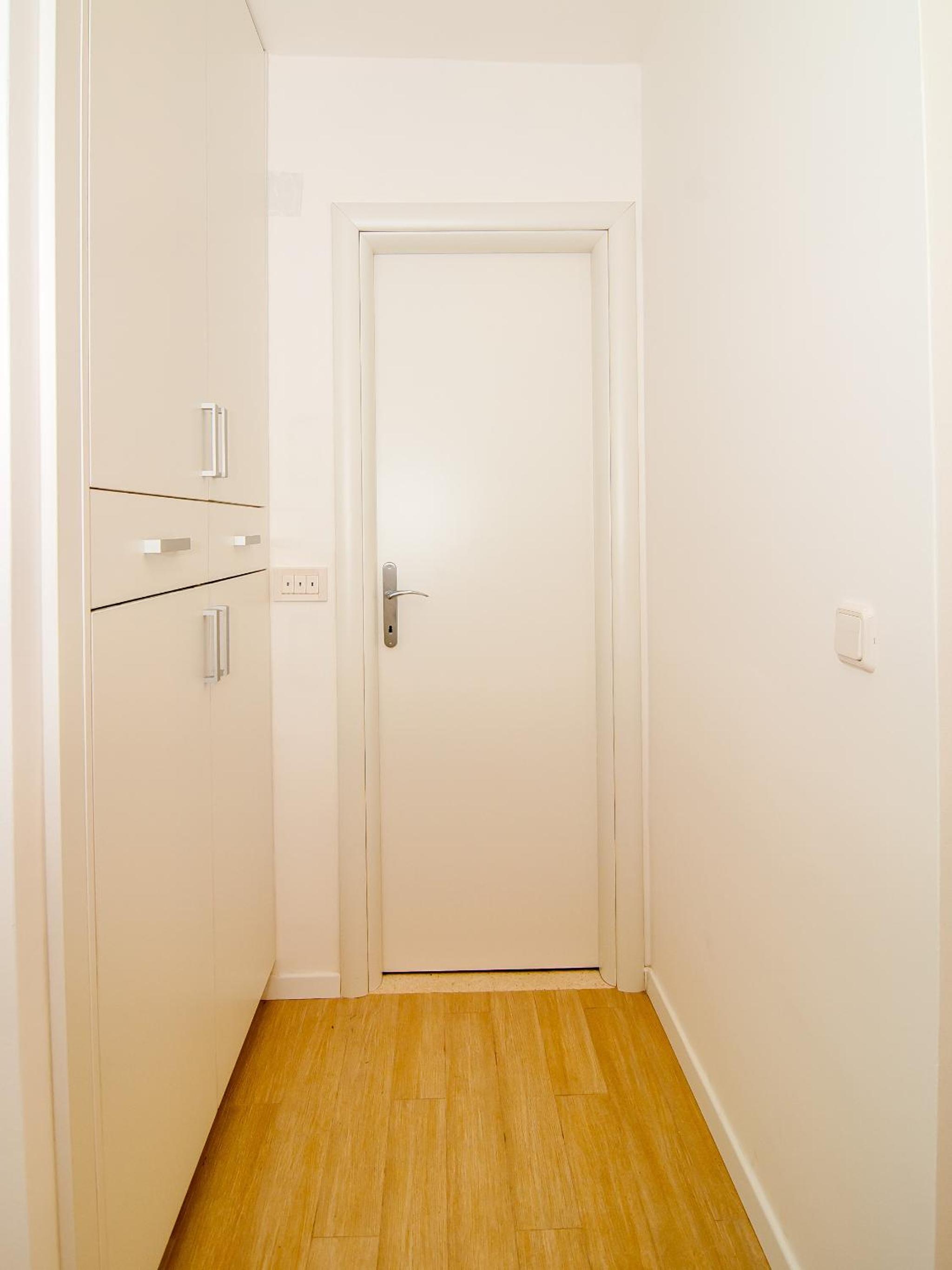 Avenue Apartment