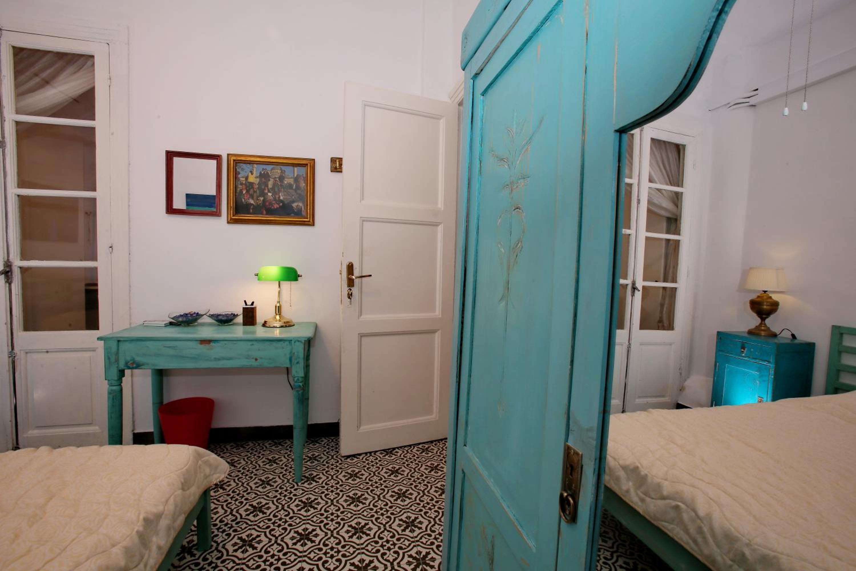 Vintage 1930's flat in the center of Thessaloniki view 5