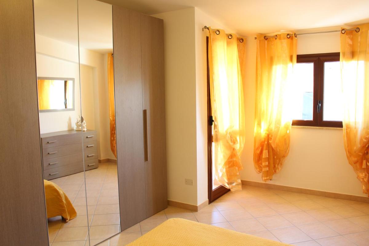 Case Vacanze Orlando Trappeto Summer view 5