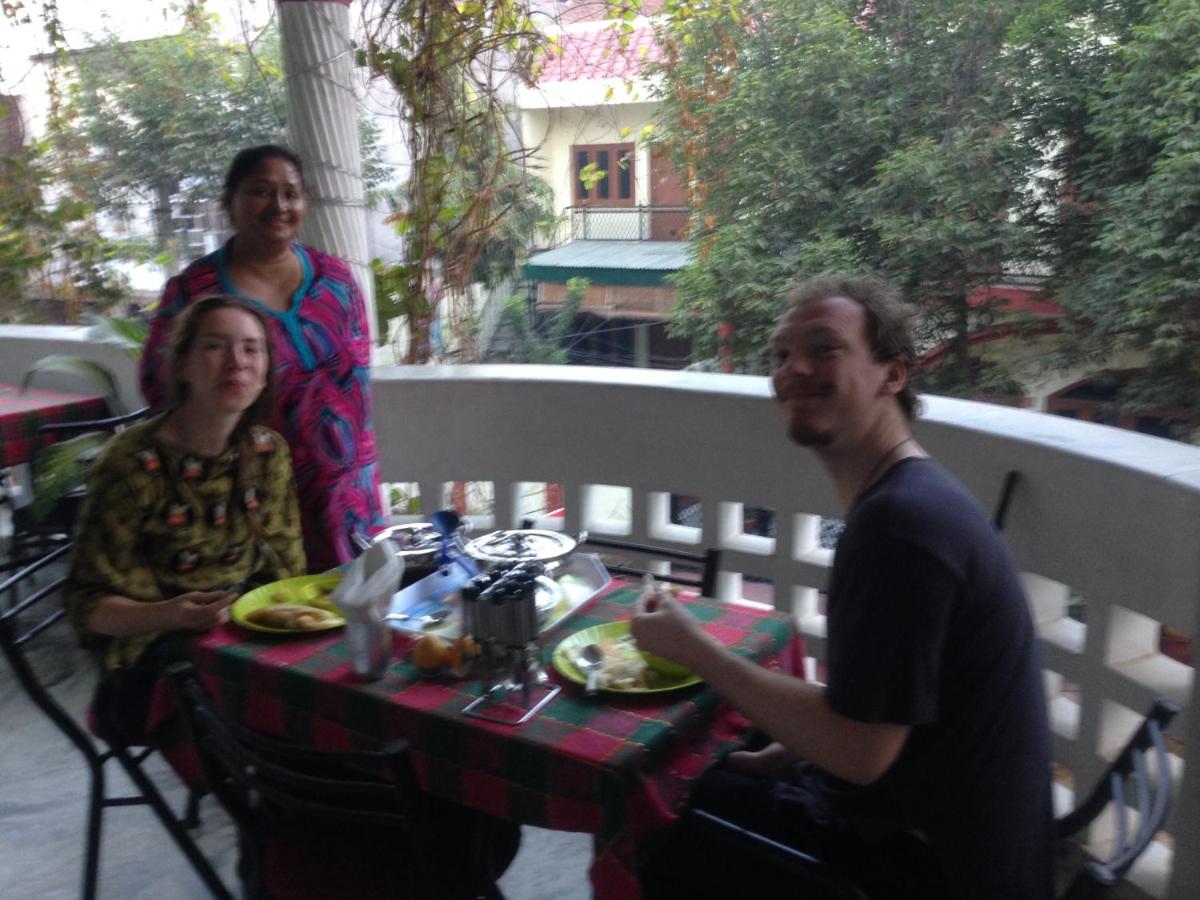 Thomas Home Stay