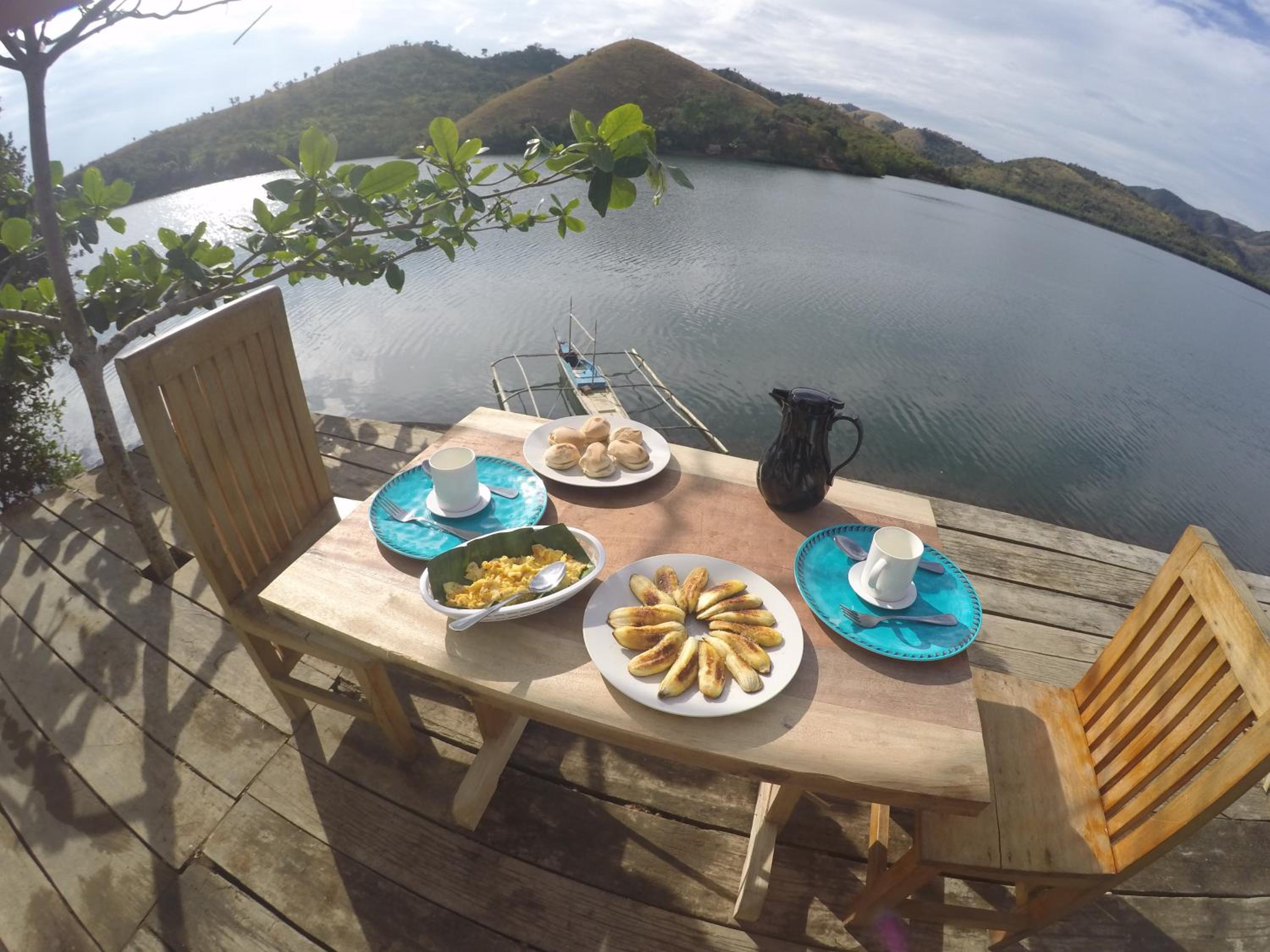Borac Bay Bungalows Hotel and Resort