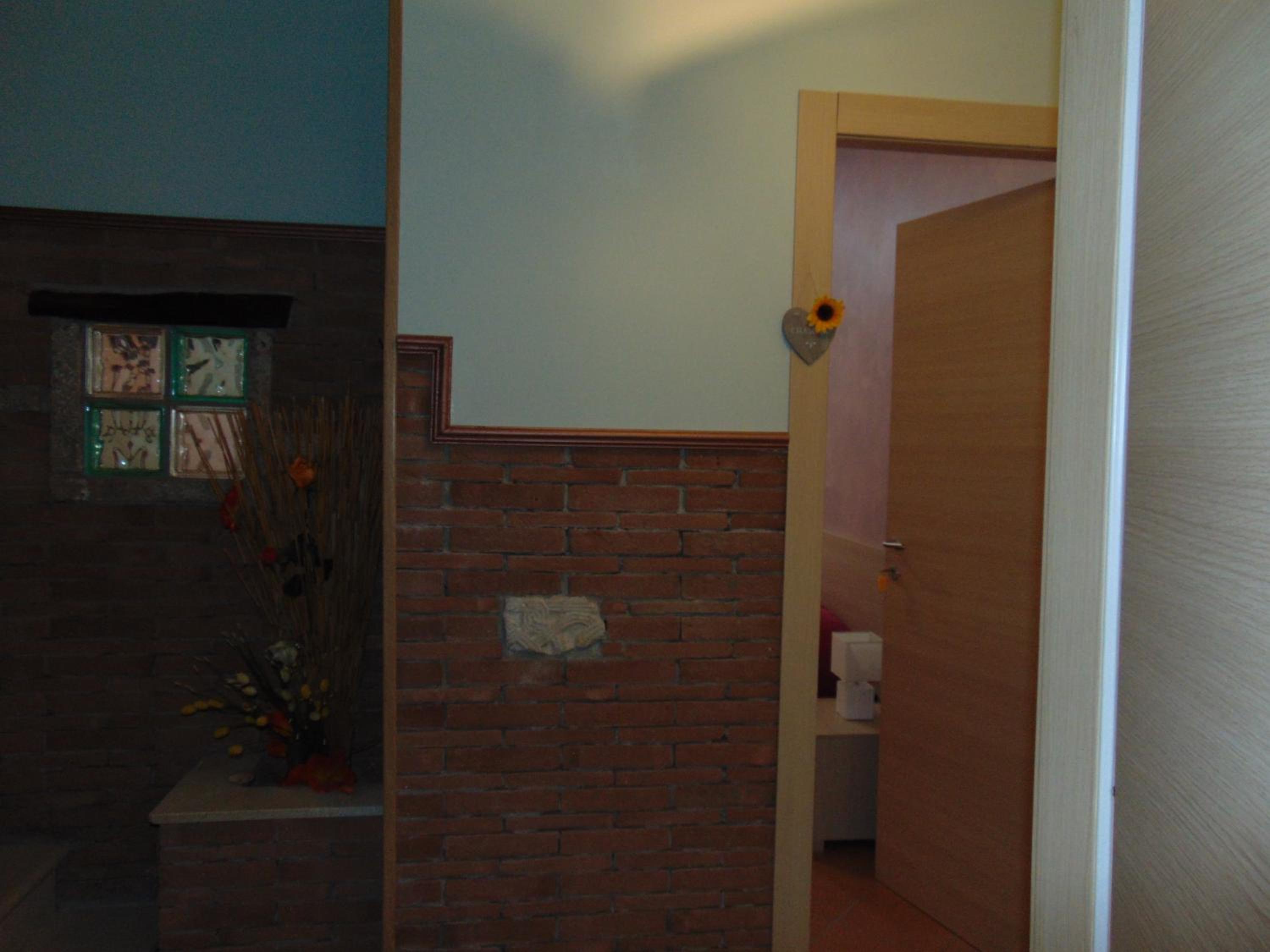 Photo 34