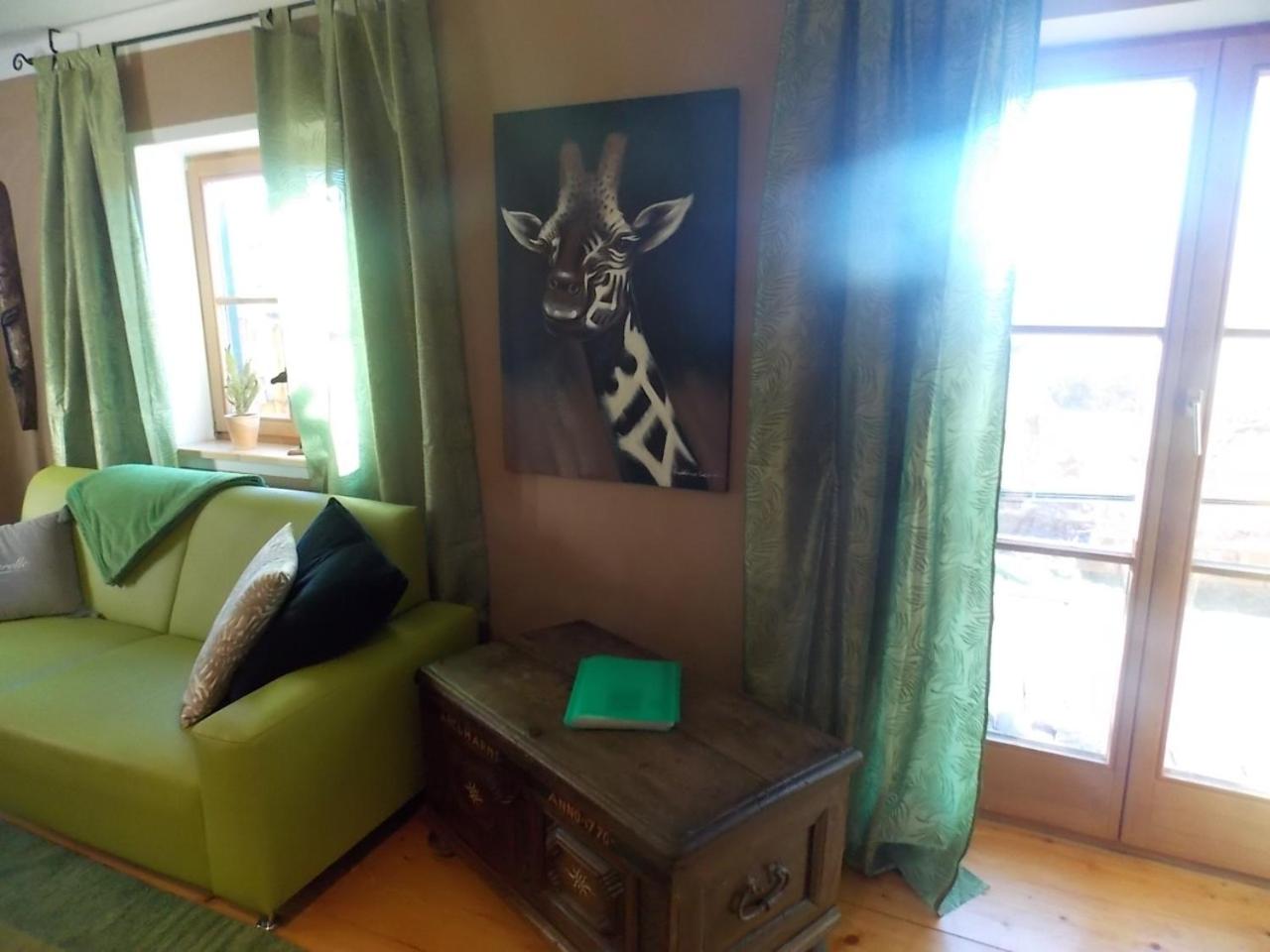 Photo 44