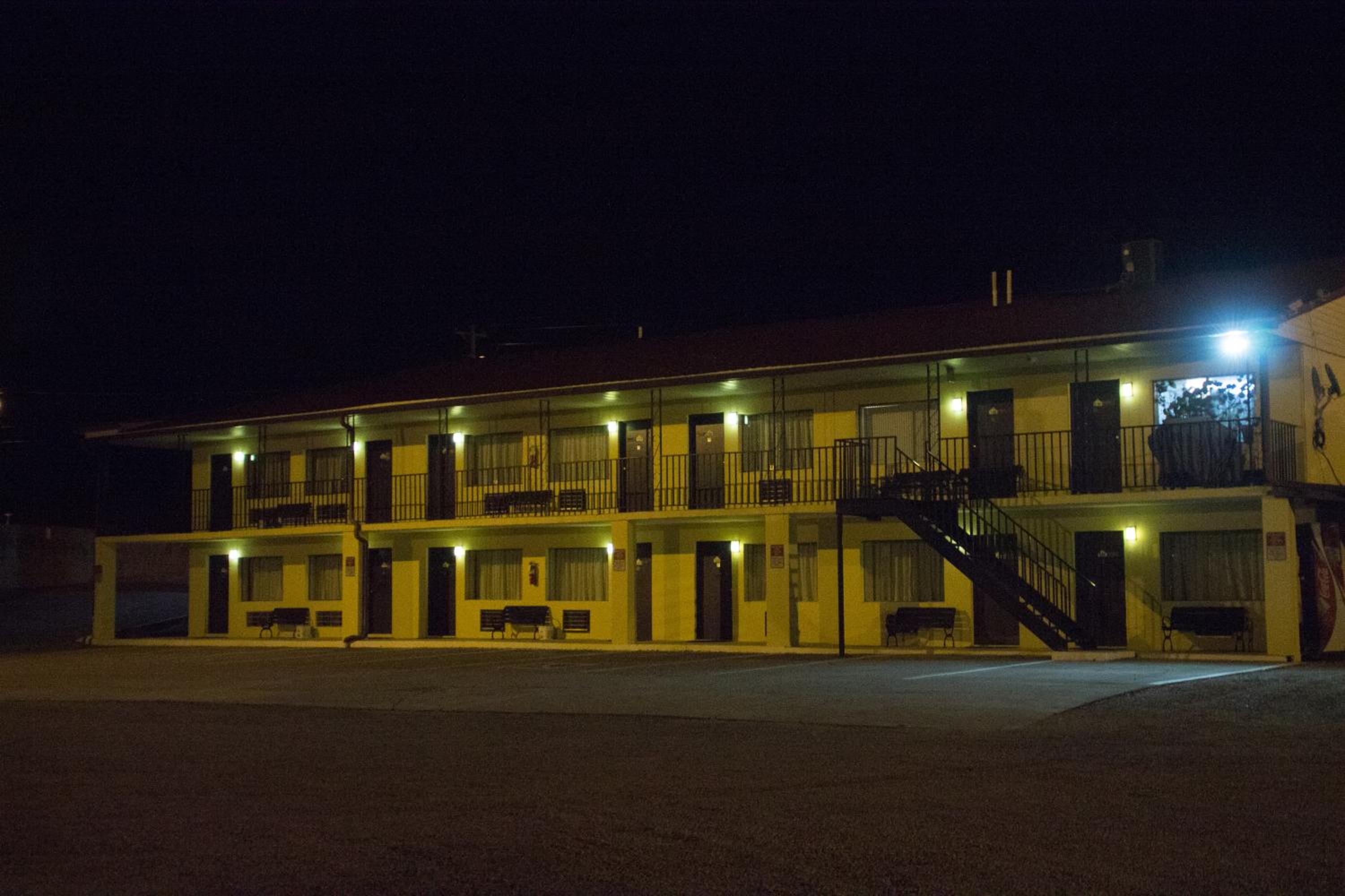 Tazewell Motor Lodge