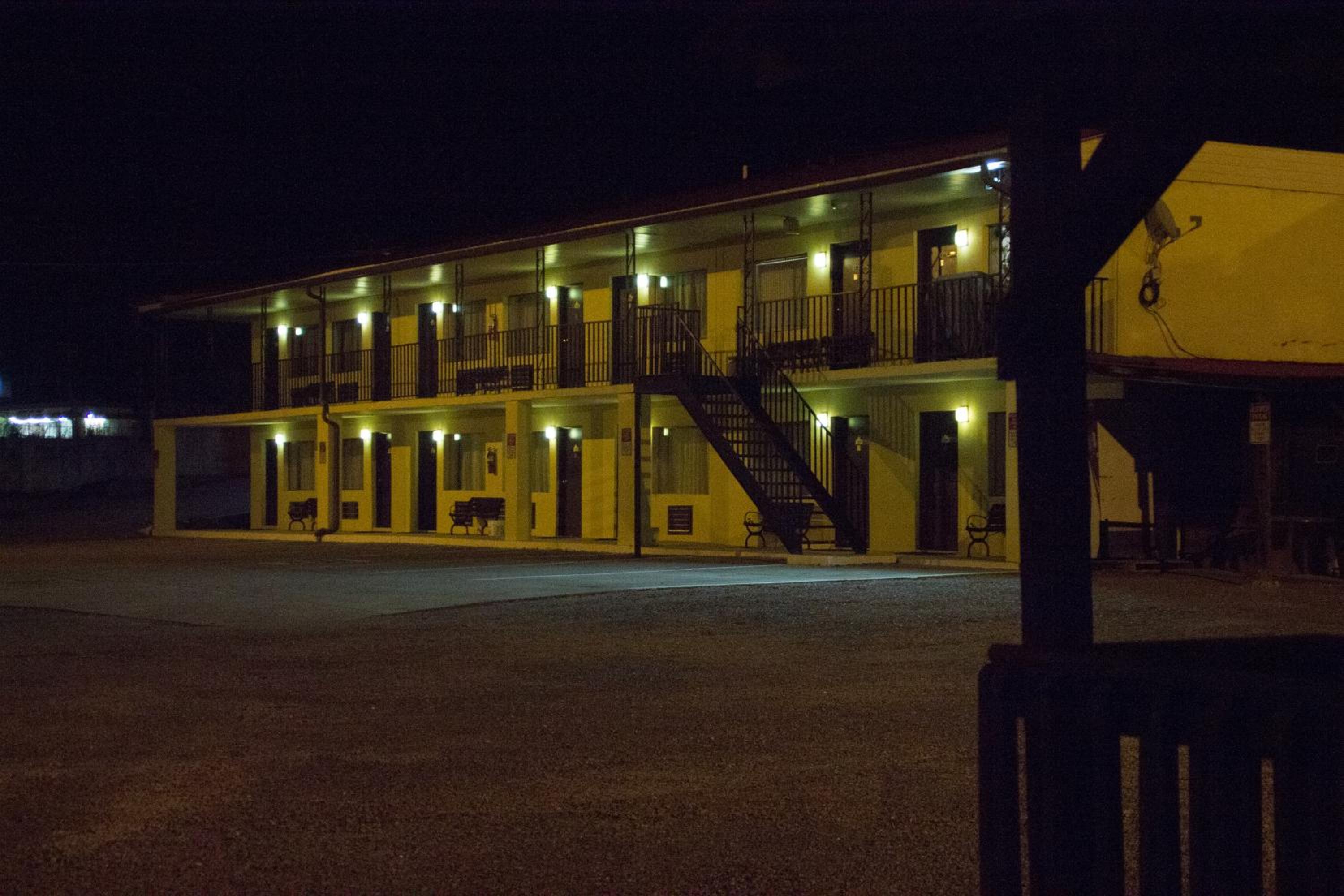 Tazewell Motor Lodge