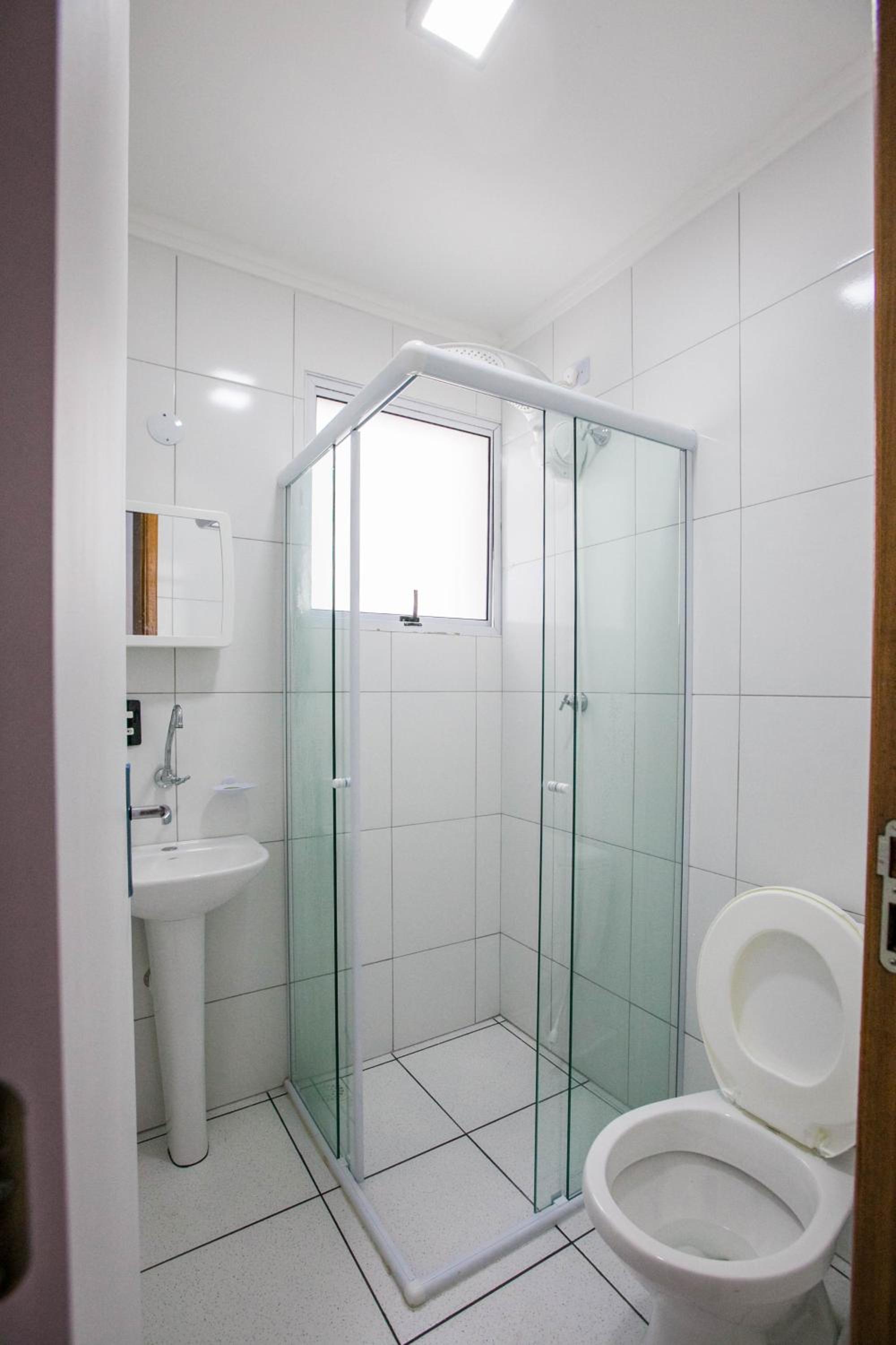 Sun Way Apartamentos com piscinas e churrasqueiras