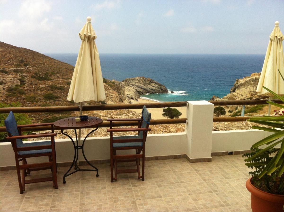 outdoor BBQ area