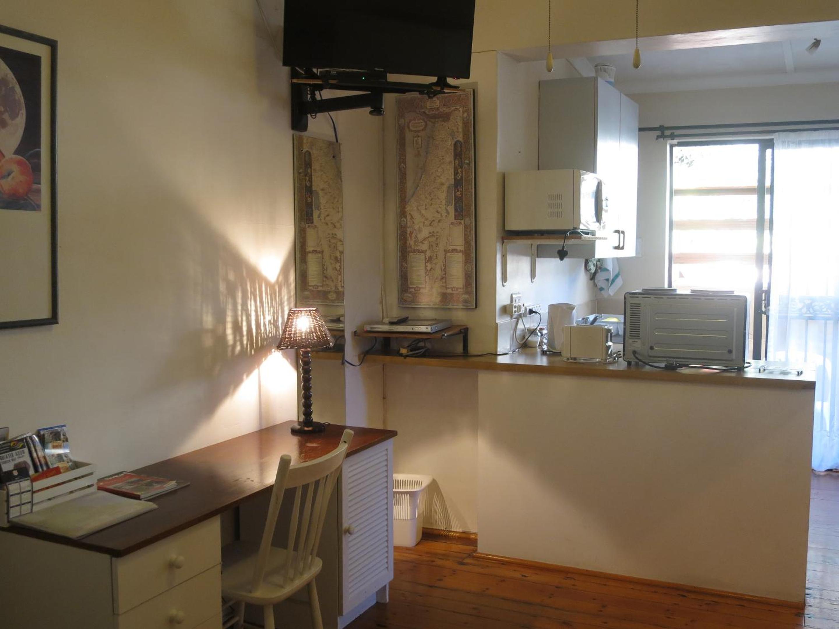 Dempsey's Self-Catering Guest House