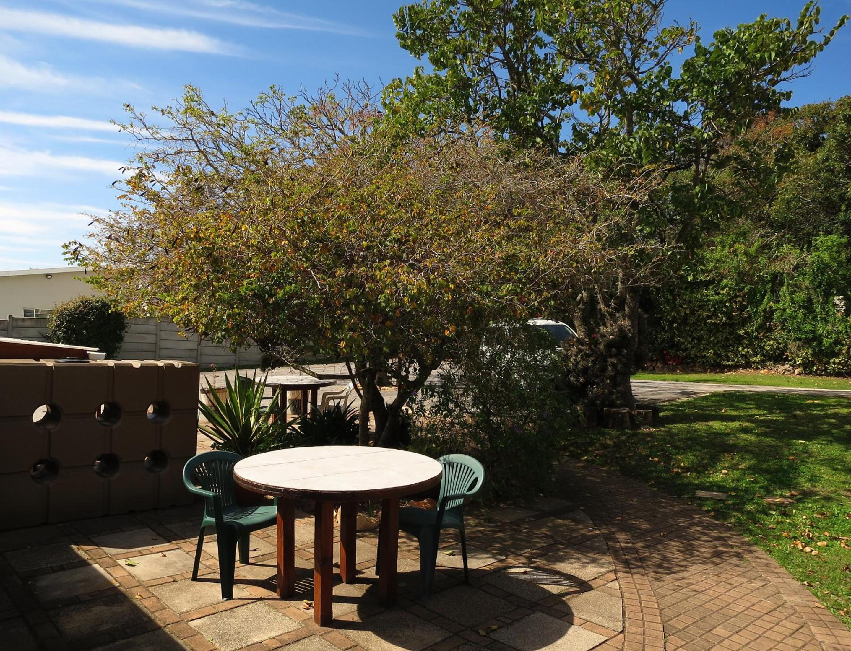 Dempsey's Self-Catering Guest House
