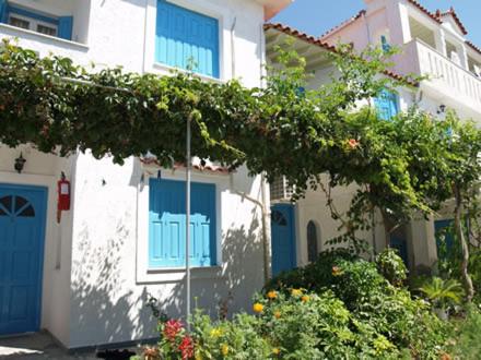 PELAGIA KAMPOS MARATHOKAMPOU APARTMENTs view 2