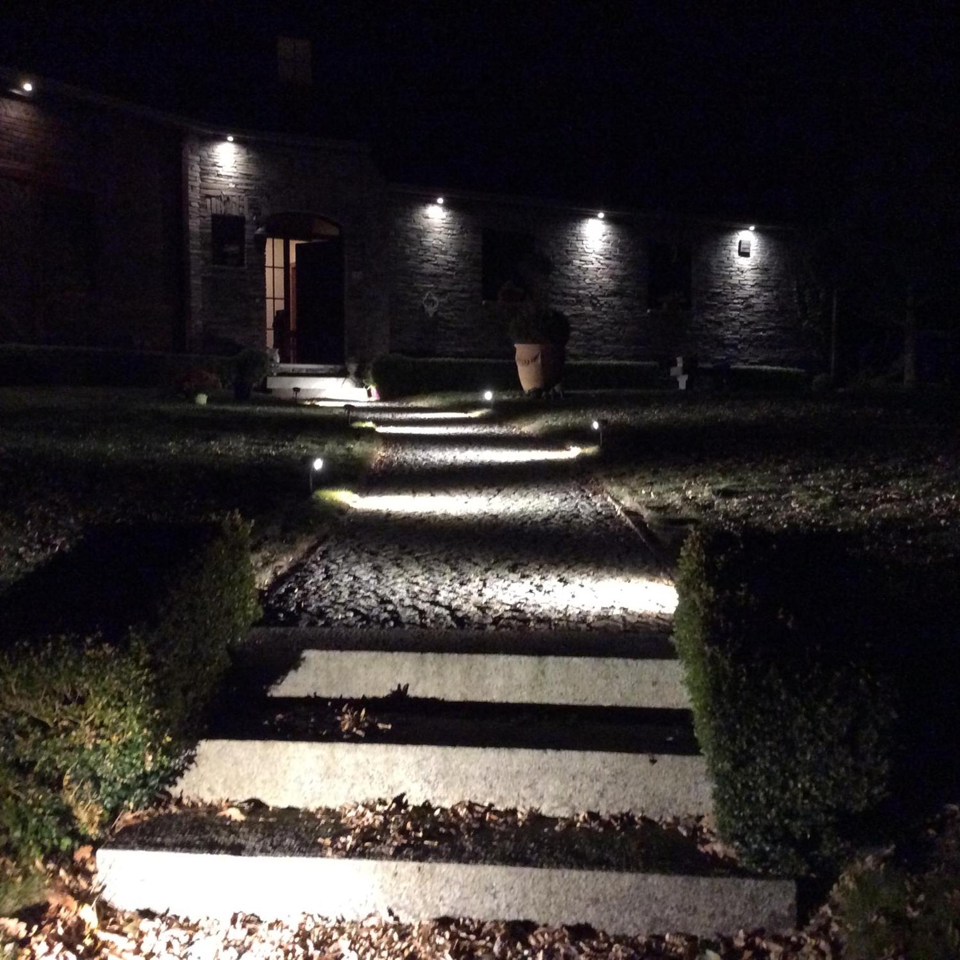 Photo 12