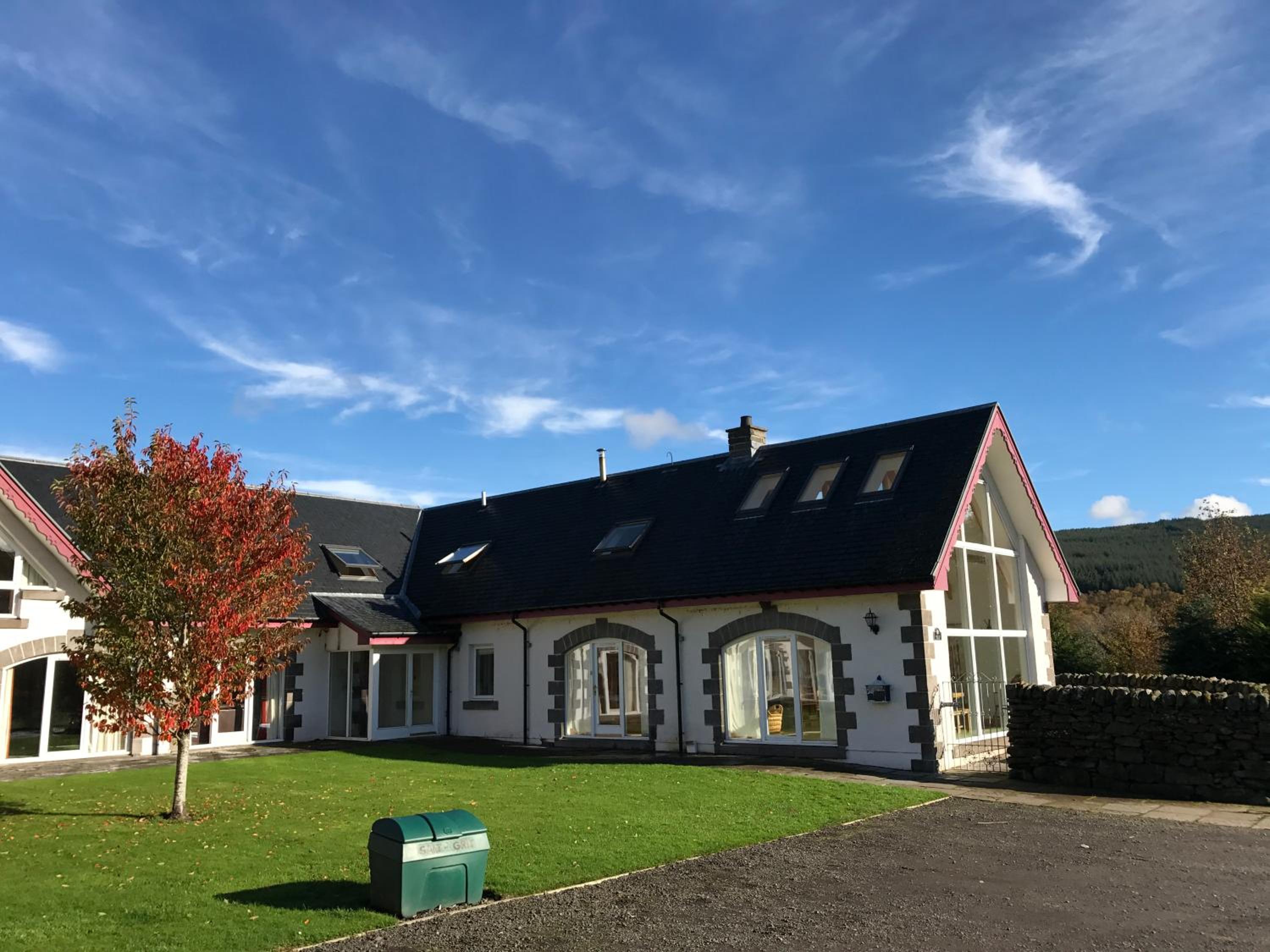 Errichel House and Cottages