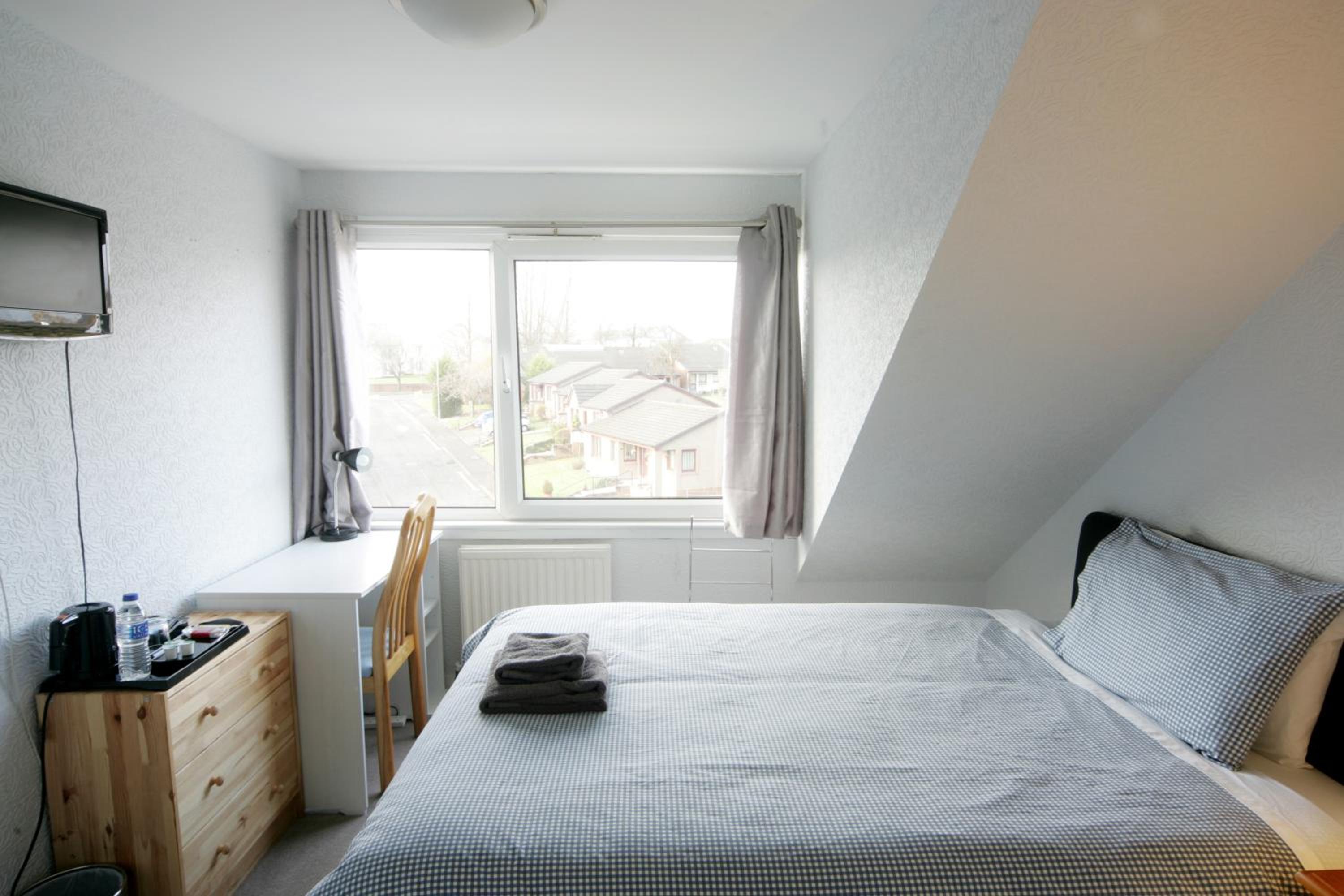 Dean Park Guest House