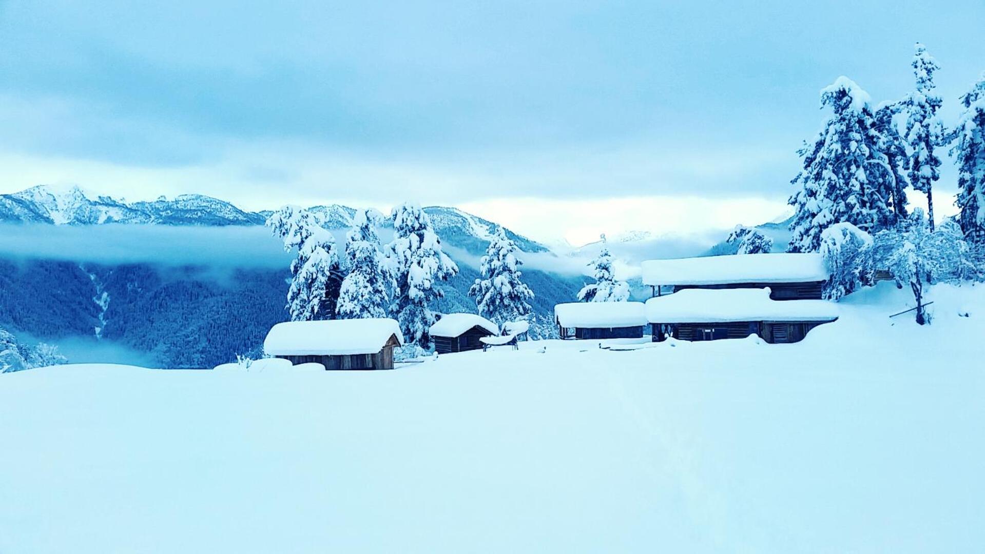 Heshkili huts and cabins Svaneti