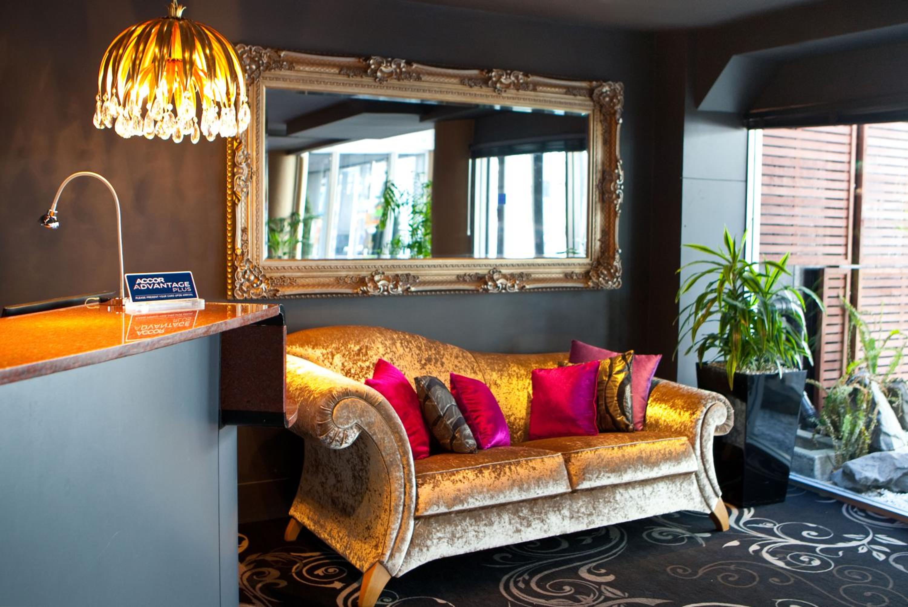 Hotel Mercure Wellington Central City Hotel and Apartments - Image 1