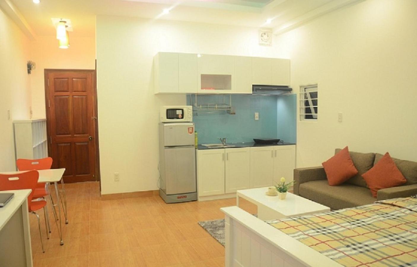 Smiley Apartment 3