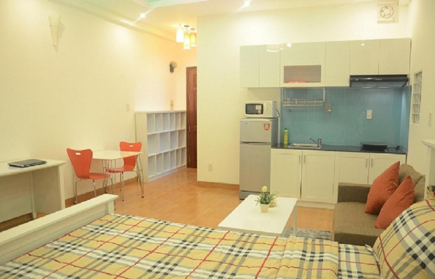 Smiley Apartment 3