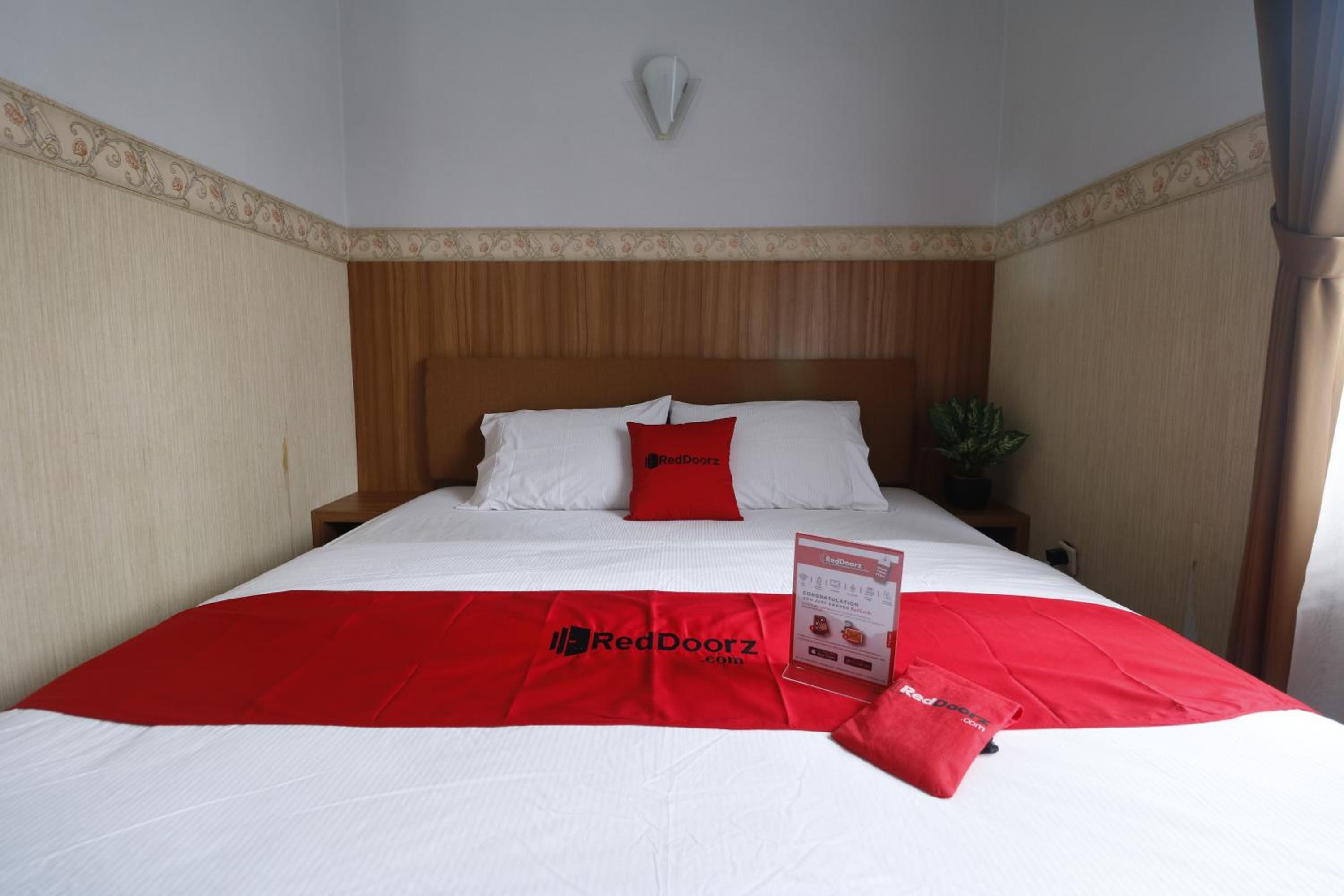RedDoorz Plus near Undip Tembalang, Semarang - 24
