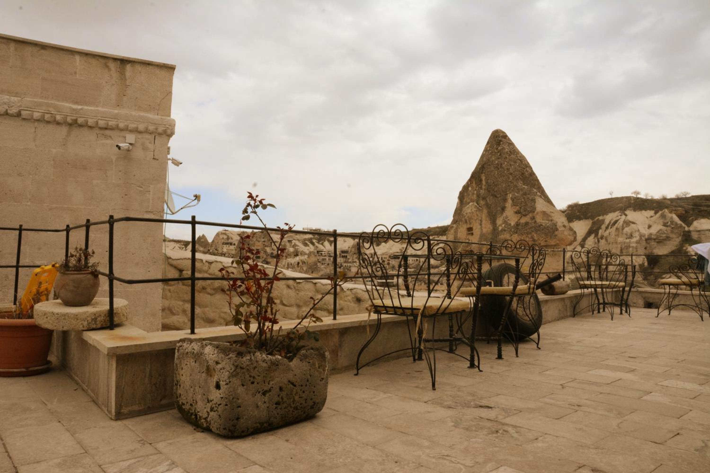 Emit Cave Hotel - Image 78