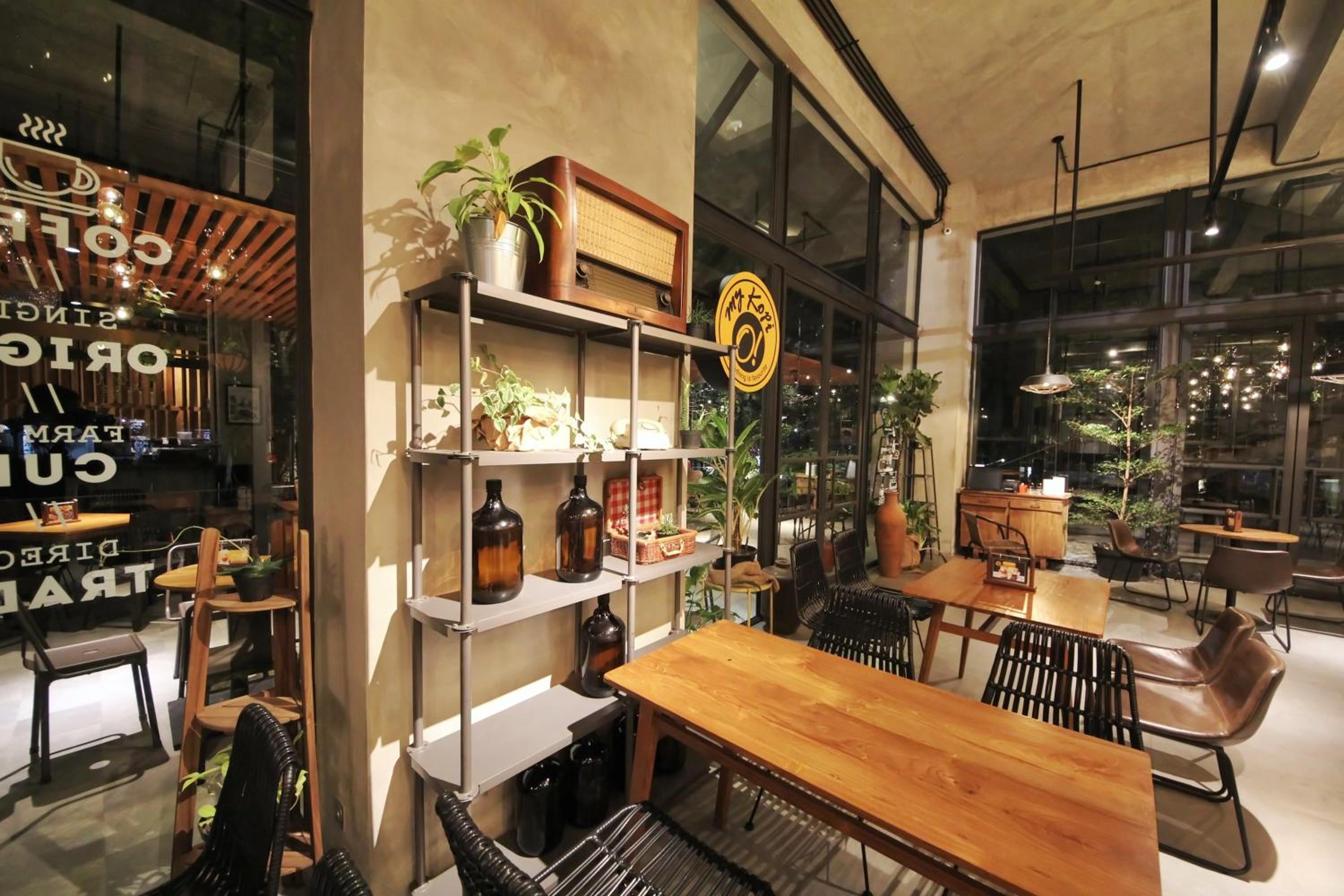 restaurant