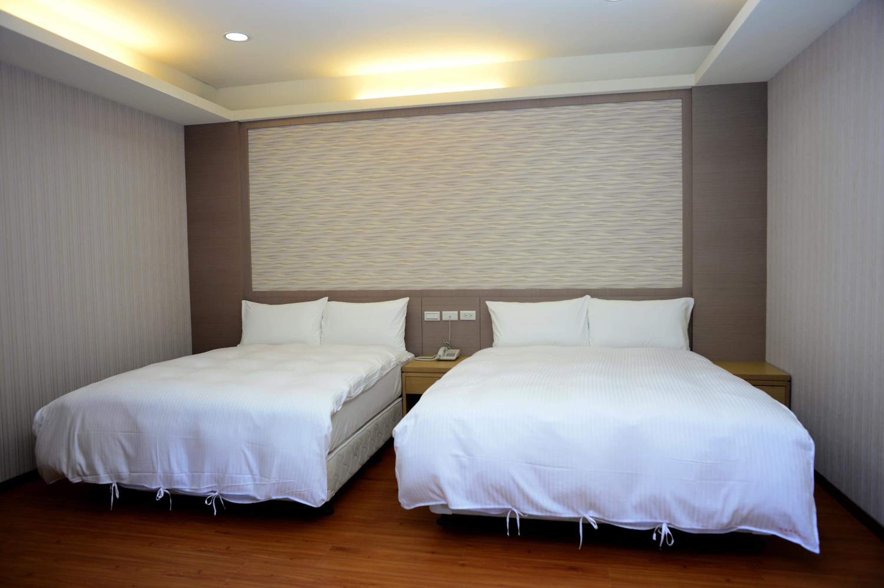 Yi Da Lakeside Hotel