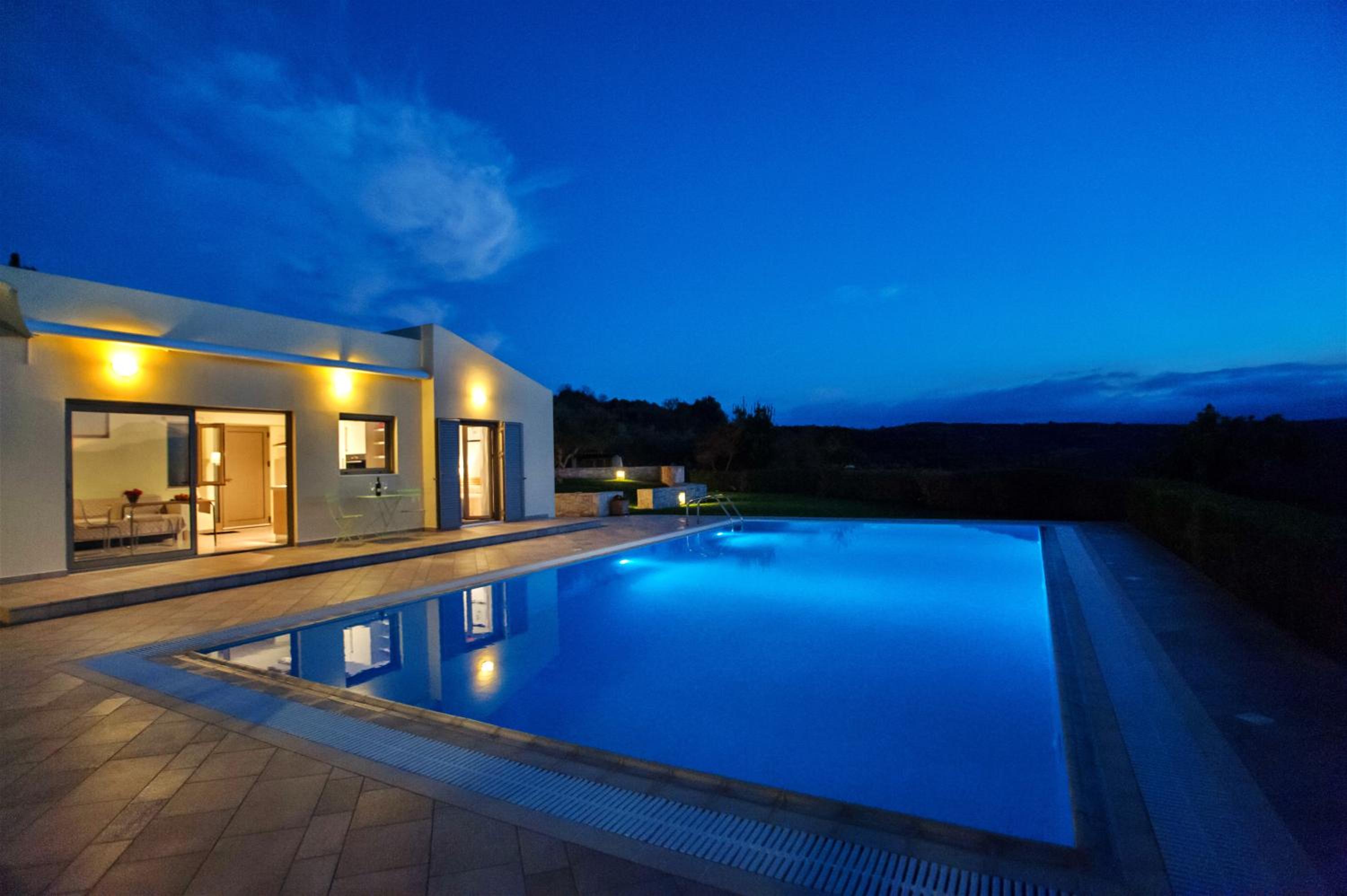 Aurora Elegant Residence photo 3