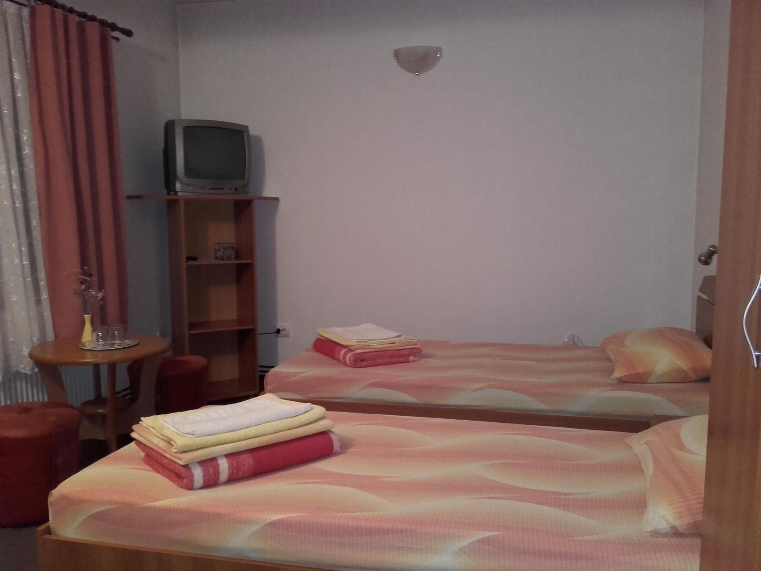 Pension Piatra Craiului view 5