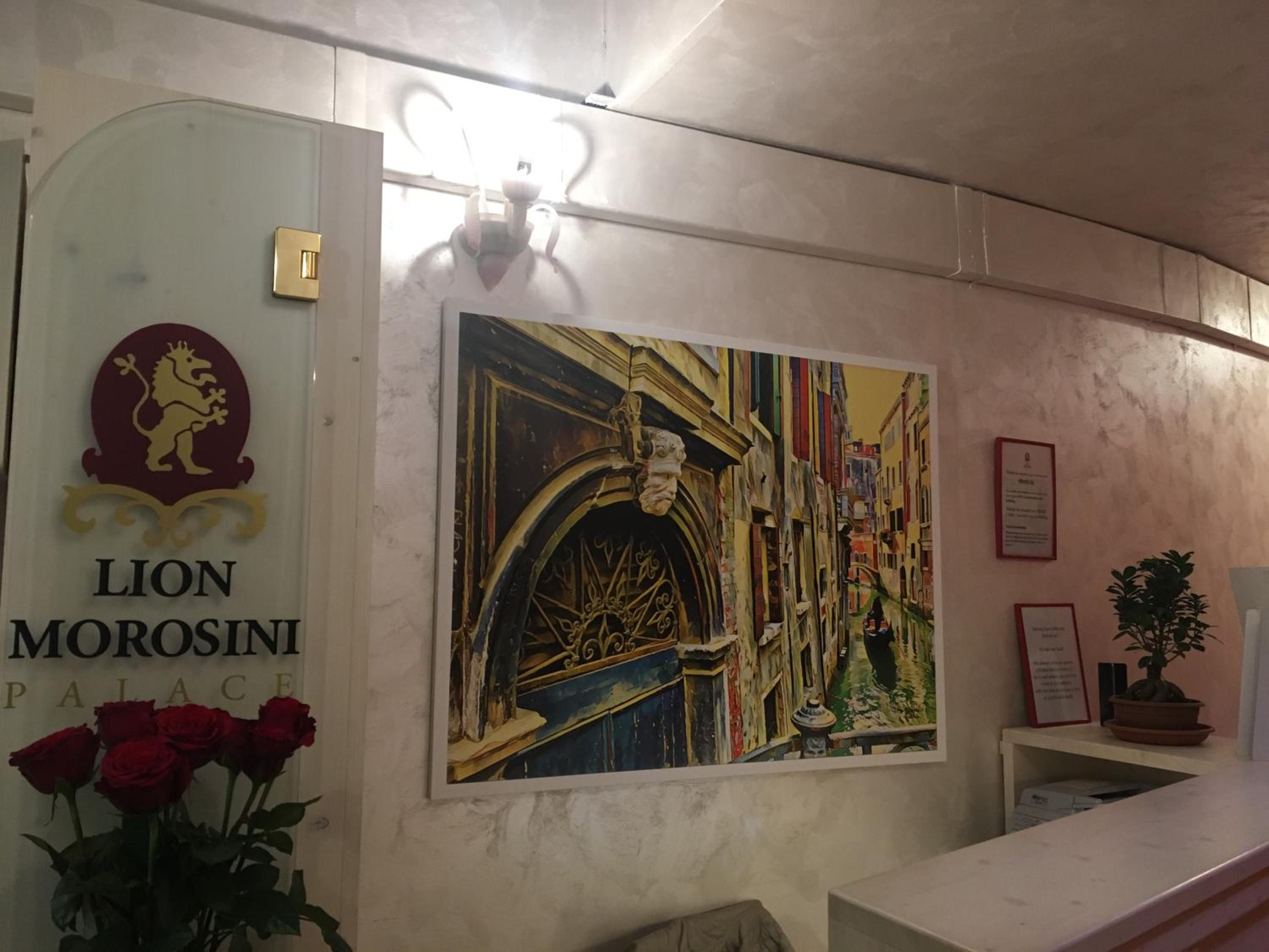 Palazzo Lion Morosini - Check in presso Locanda Ai Santi Apostoli