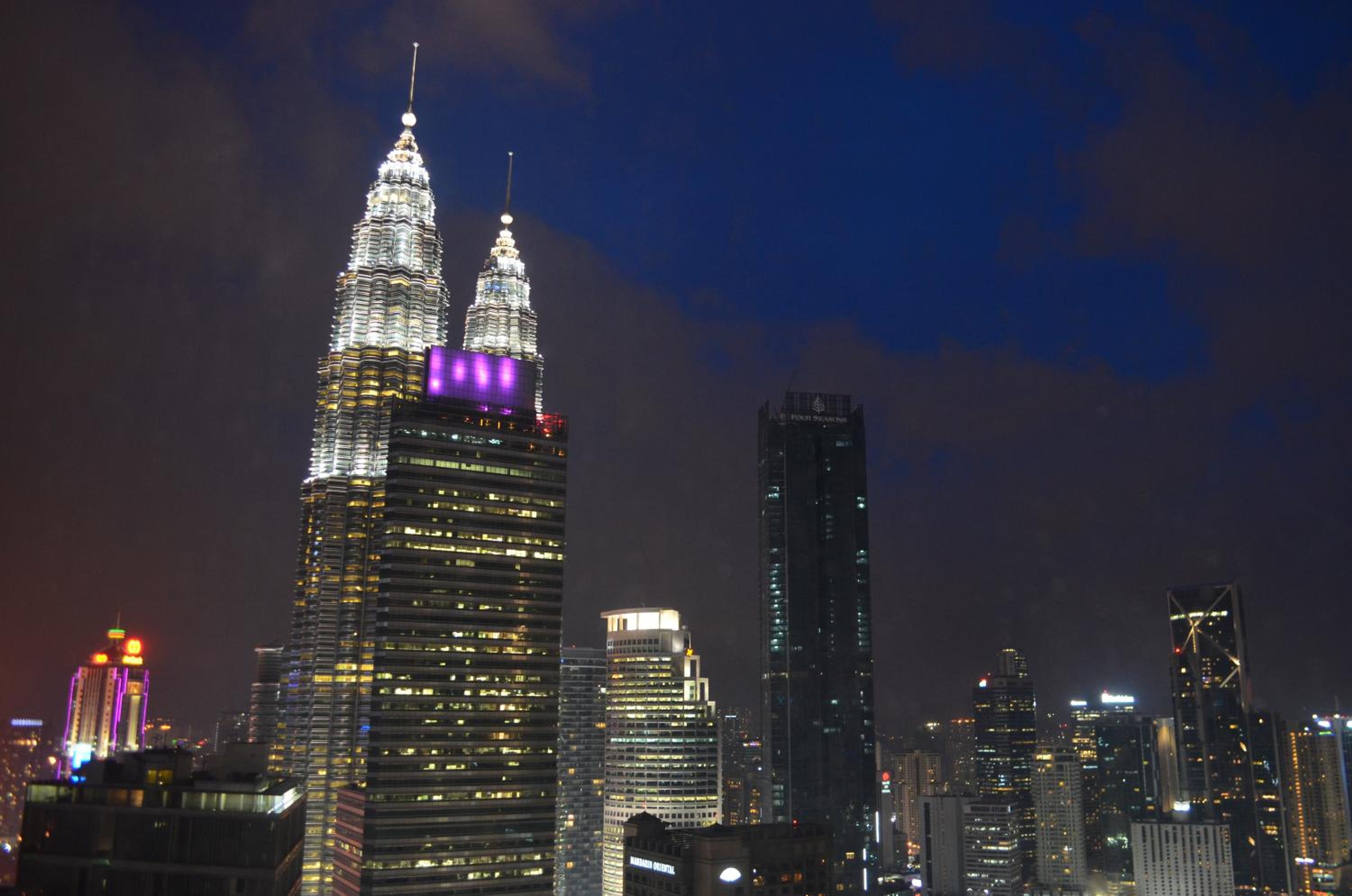 Soho Suites KLCC by Elite